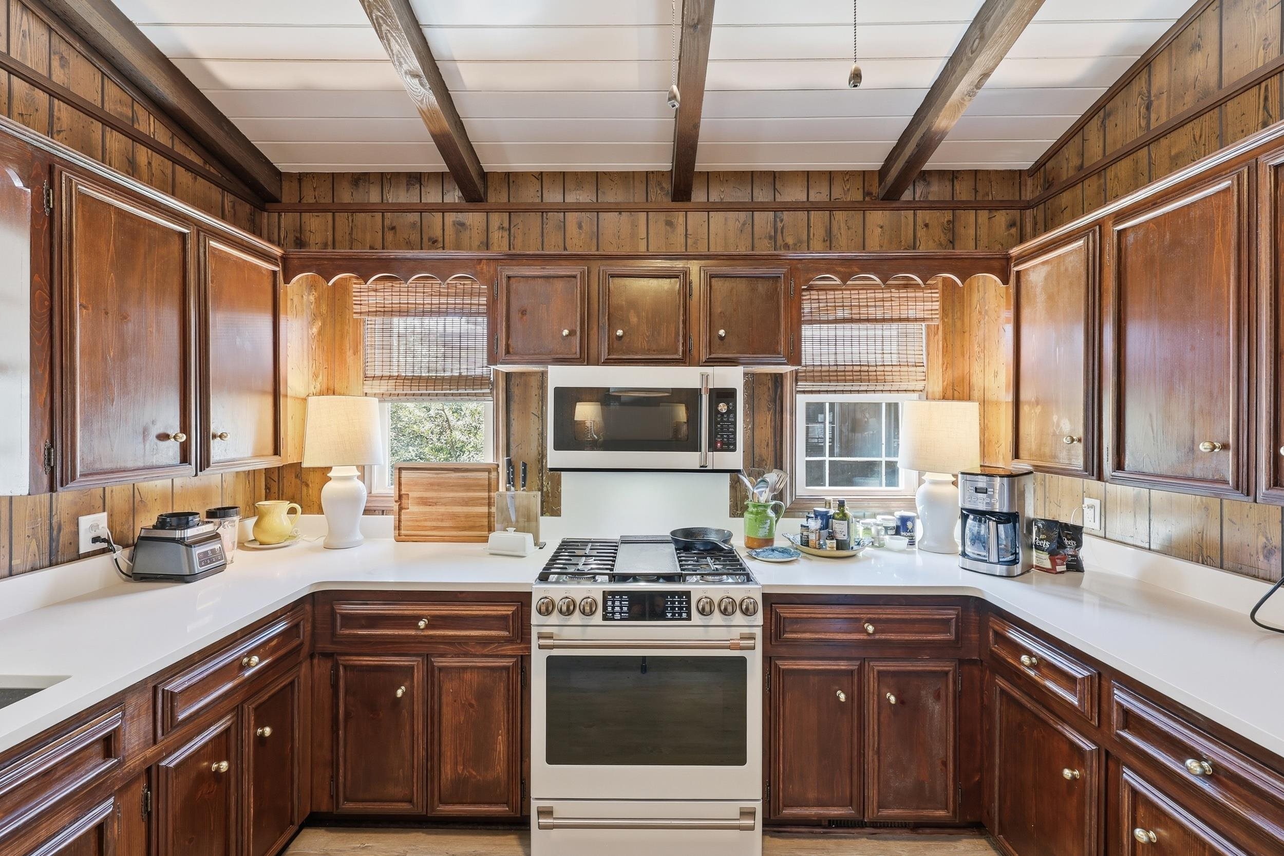 373 Sundial Dr.