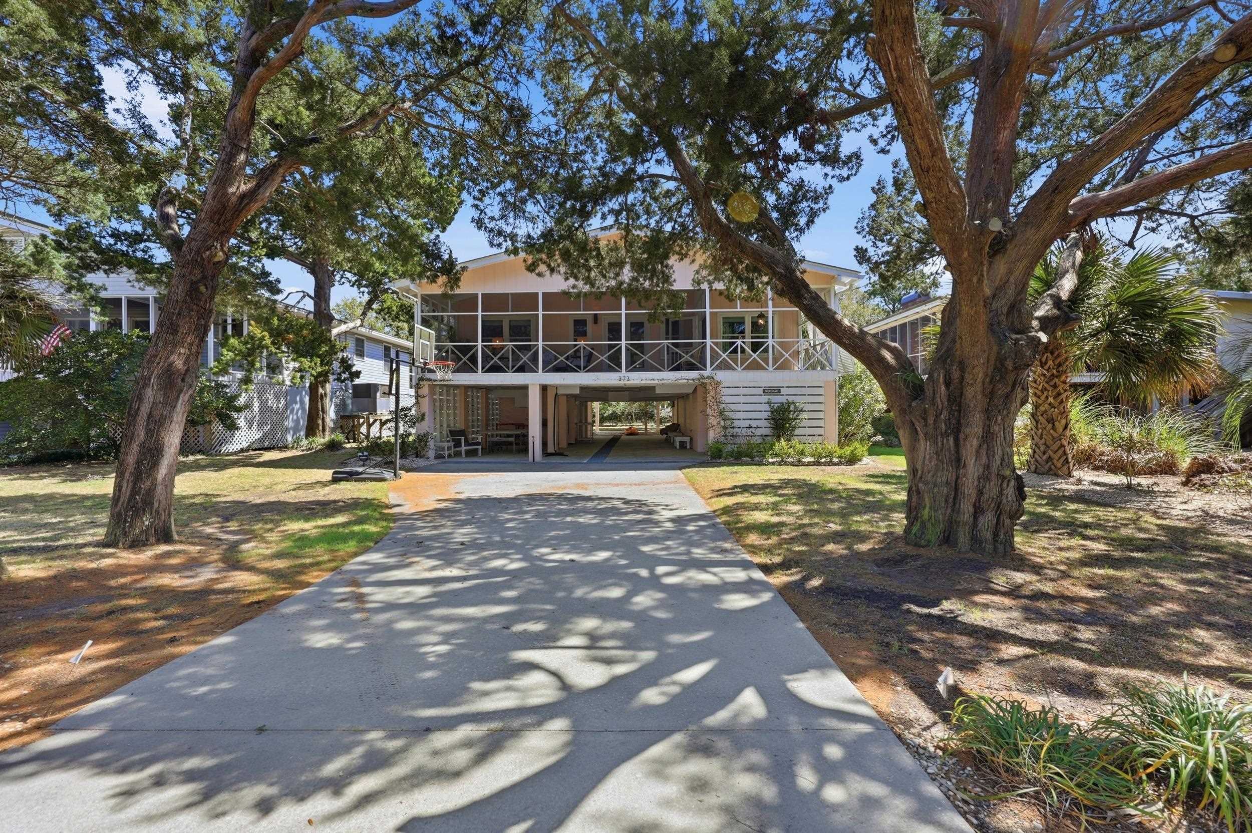 373 Sundial Dr.