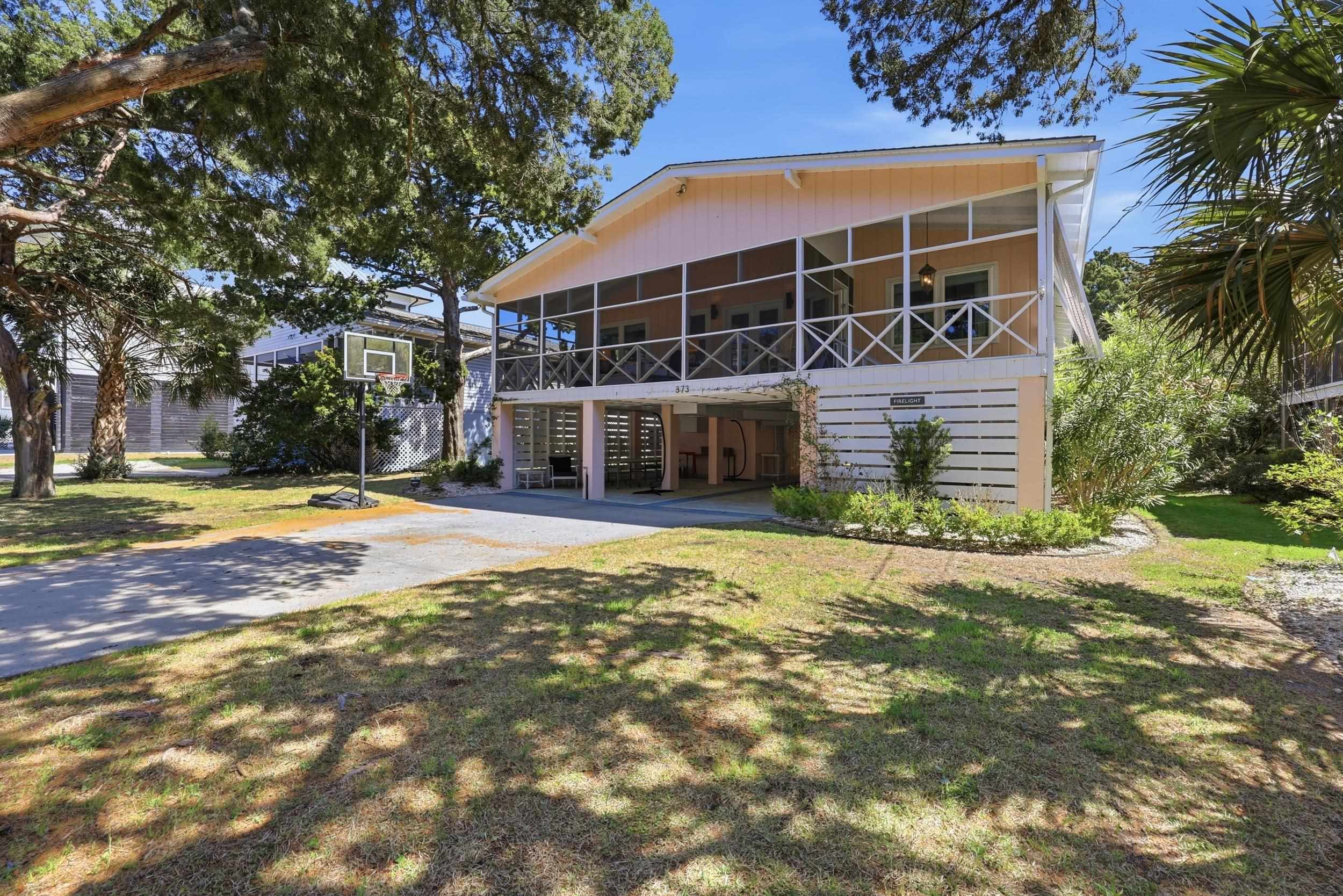 373 Sundial Dr.