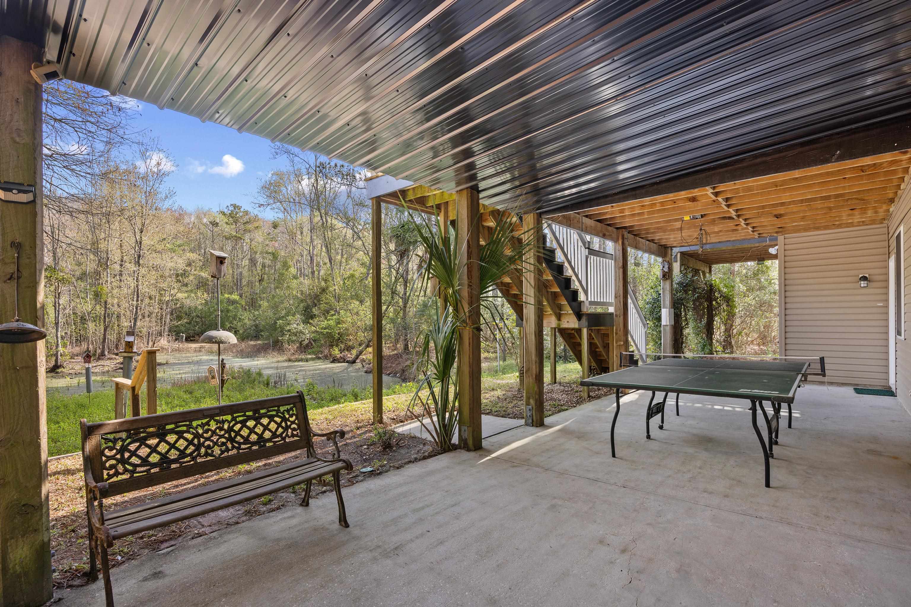 225 Red Maple Dr.