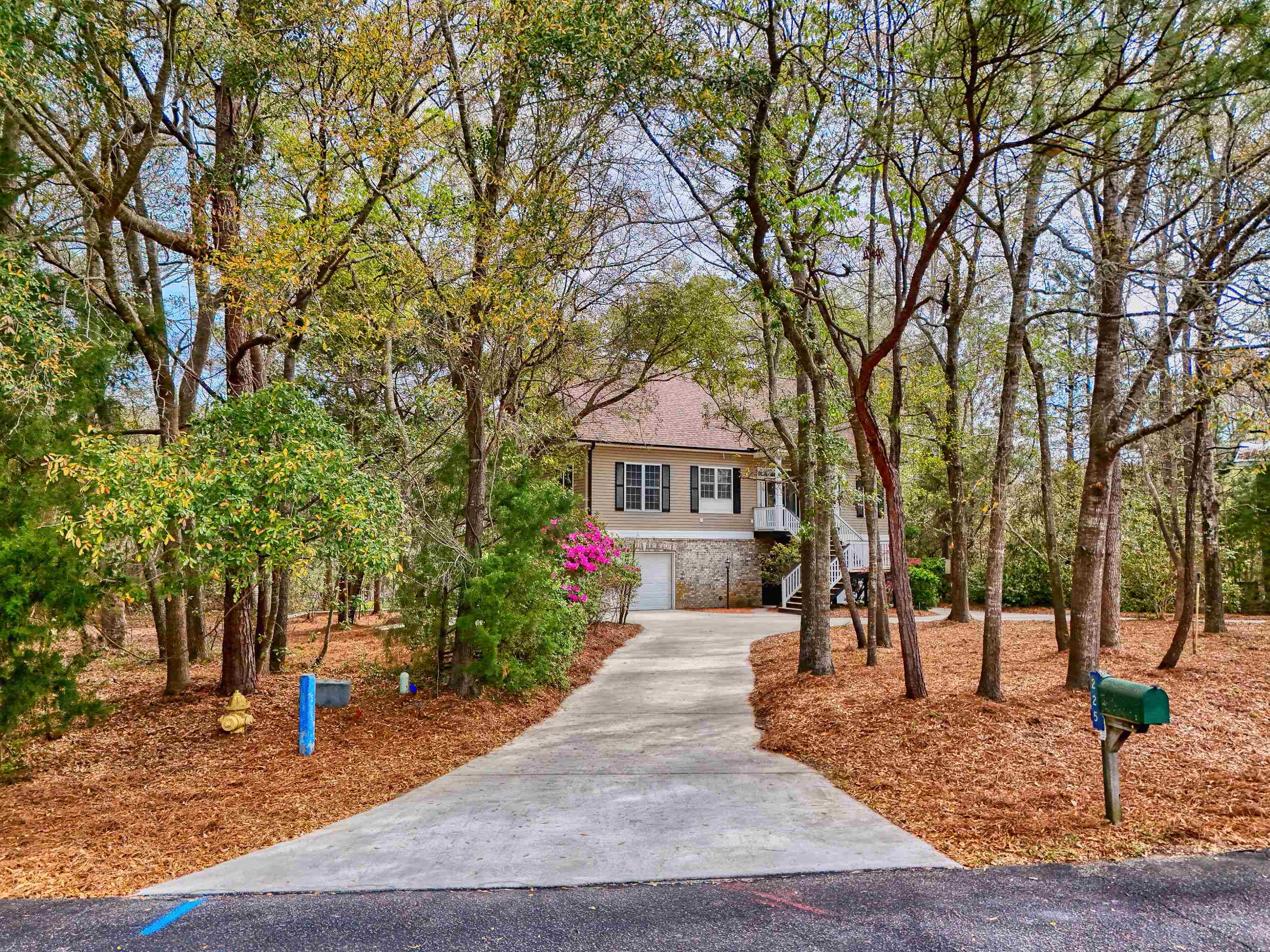 225 Red Maple Dr.