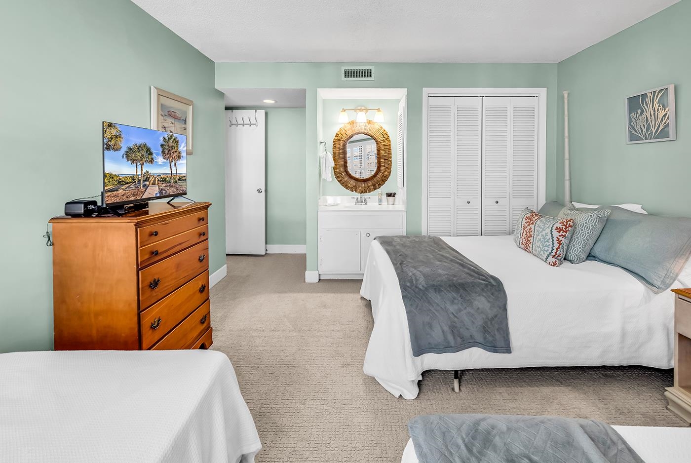 741 Retreat Beach Circle Unit: B2H