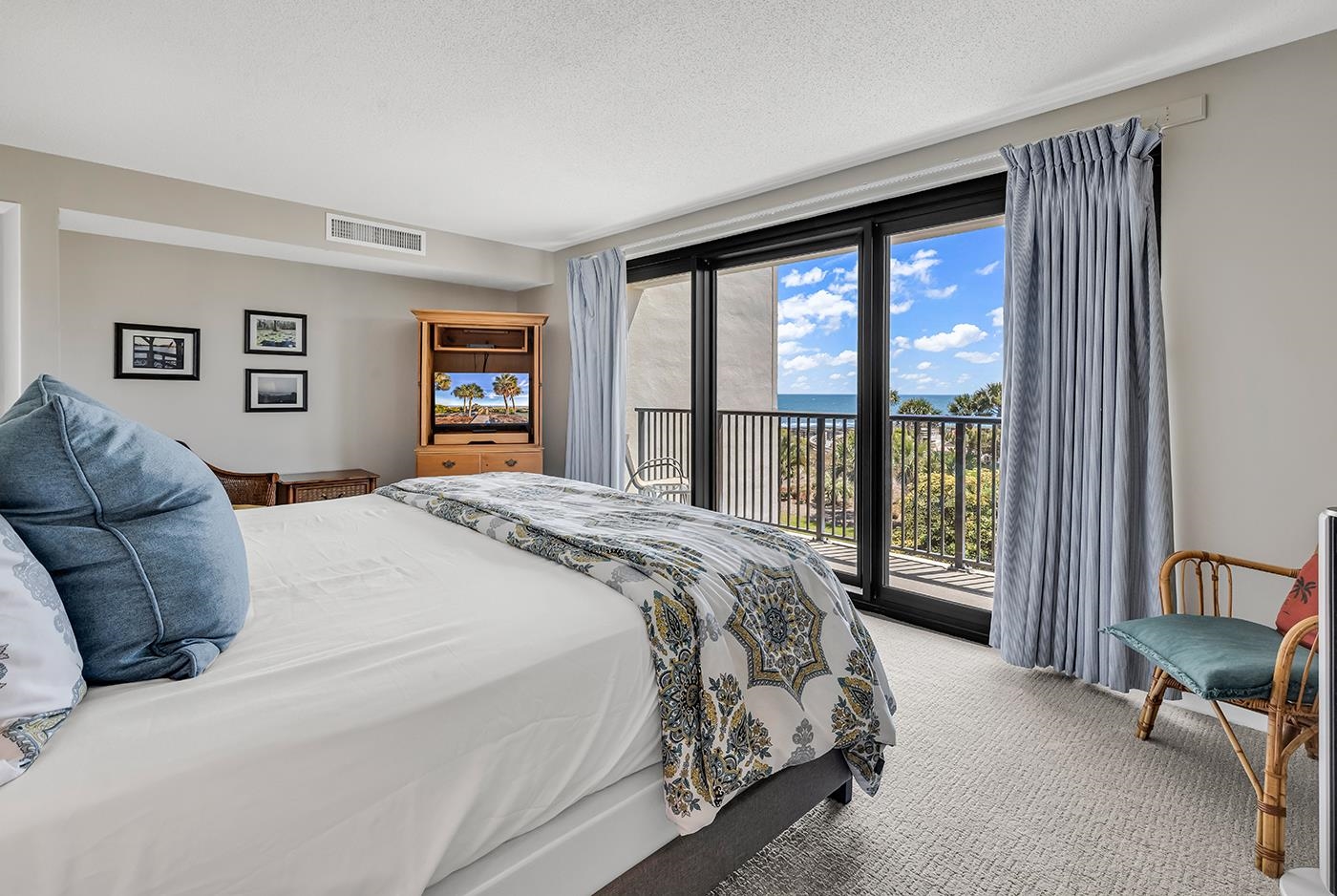 741 Retreat Beach Circle Unit: B2H