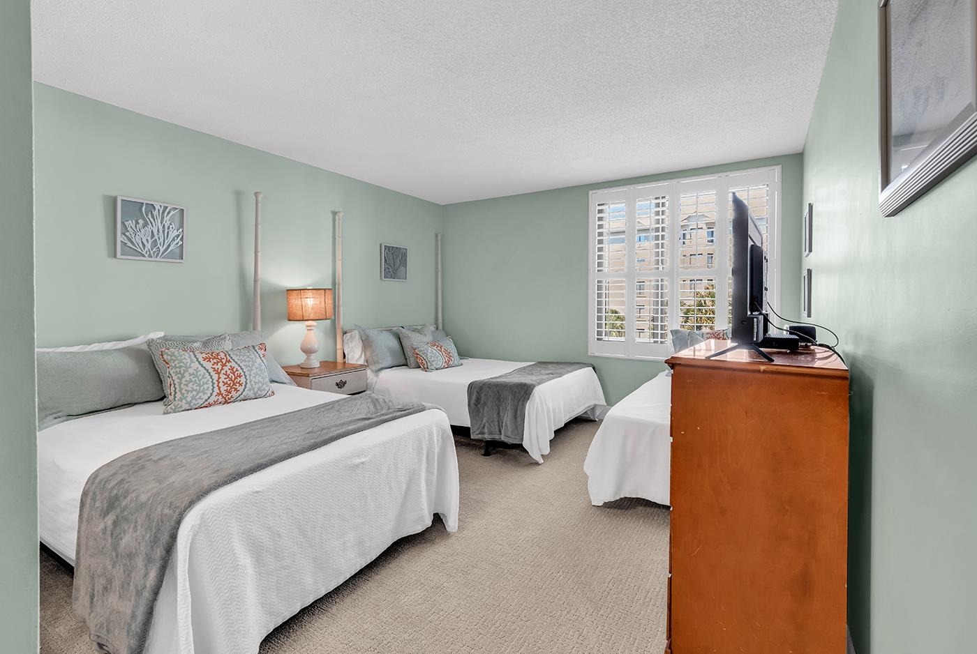 741 Retreat Beach Circle Unit: B2H
