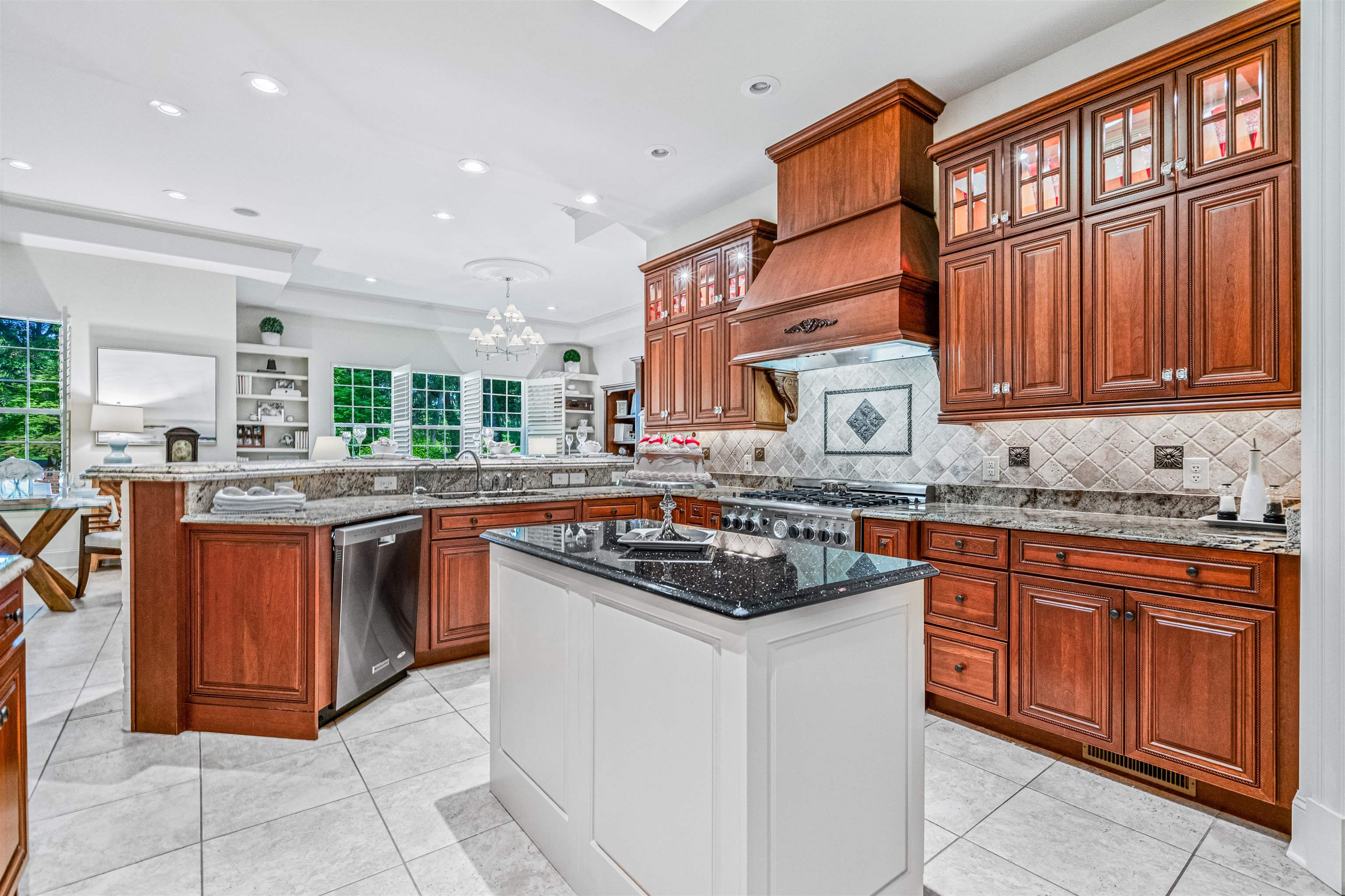 4488 Richmond Hill Dr.