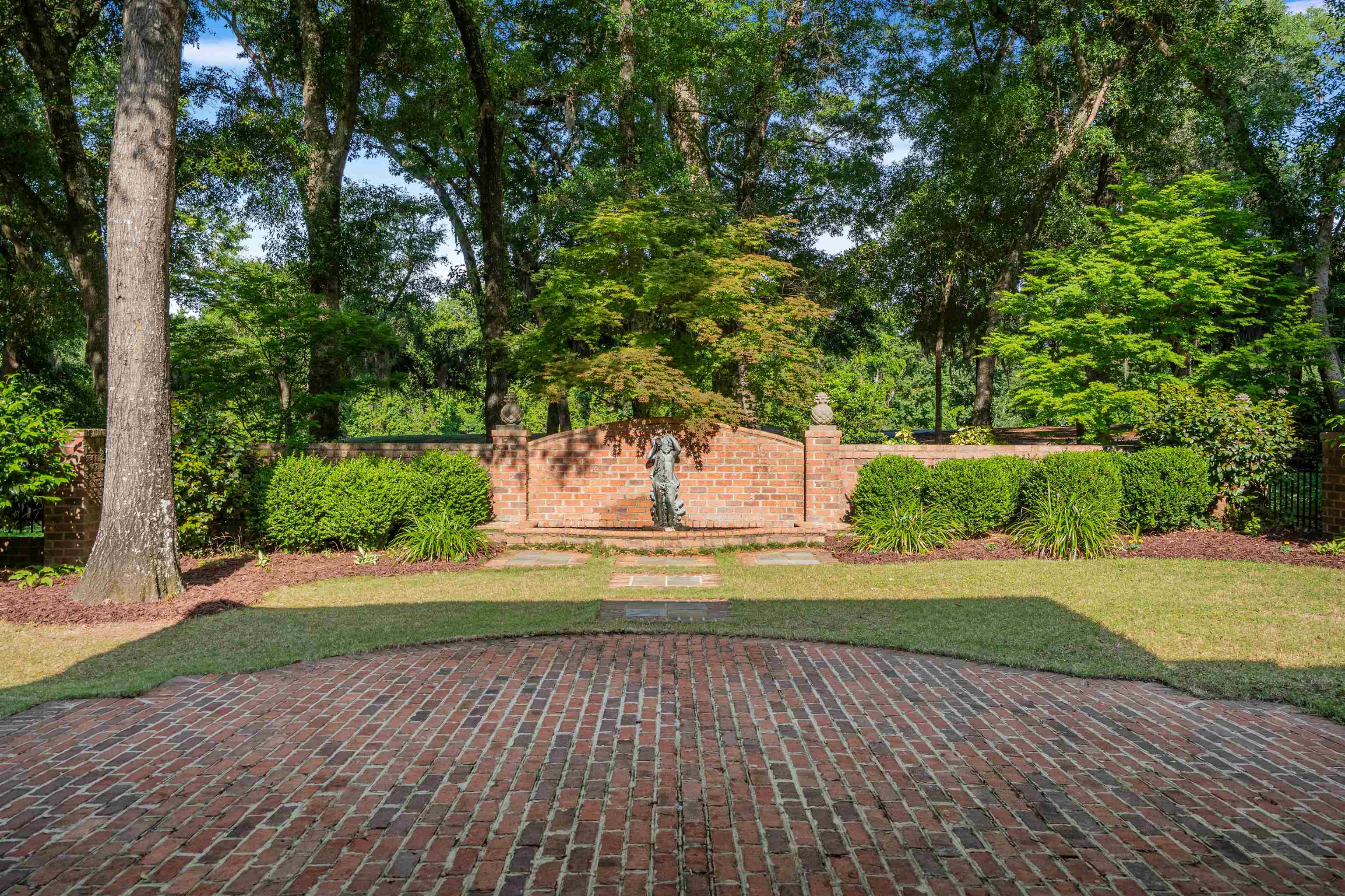 4488 Richmond Hill Dr.