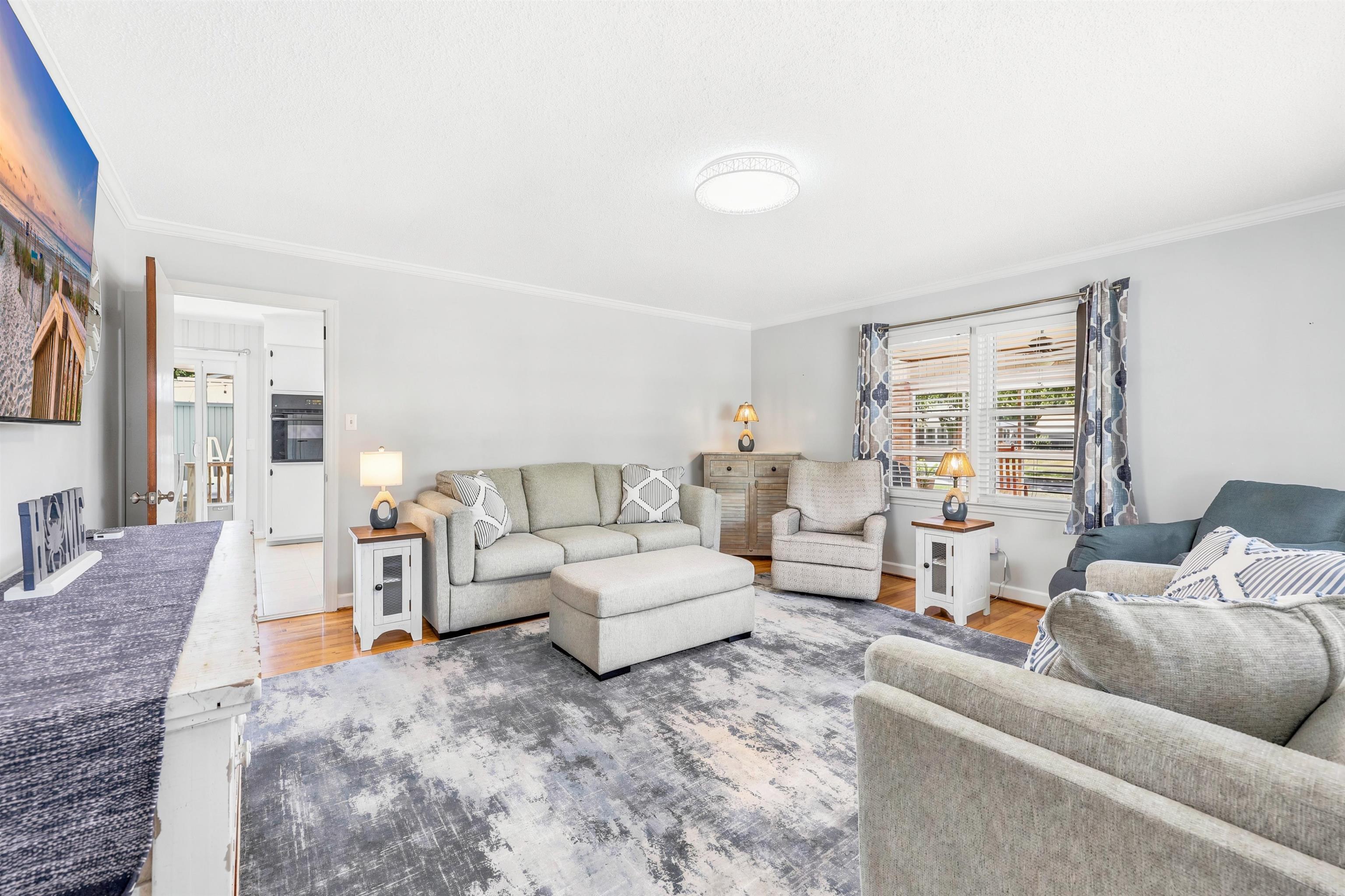 360 Kensington Blvd.