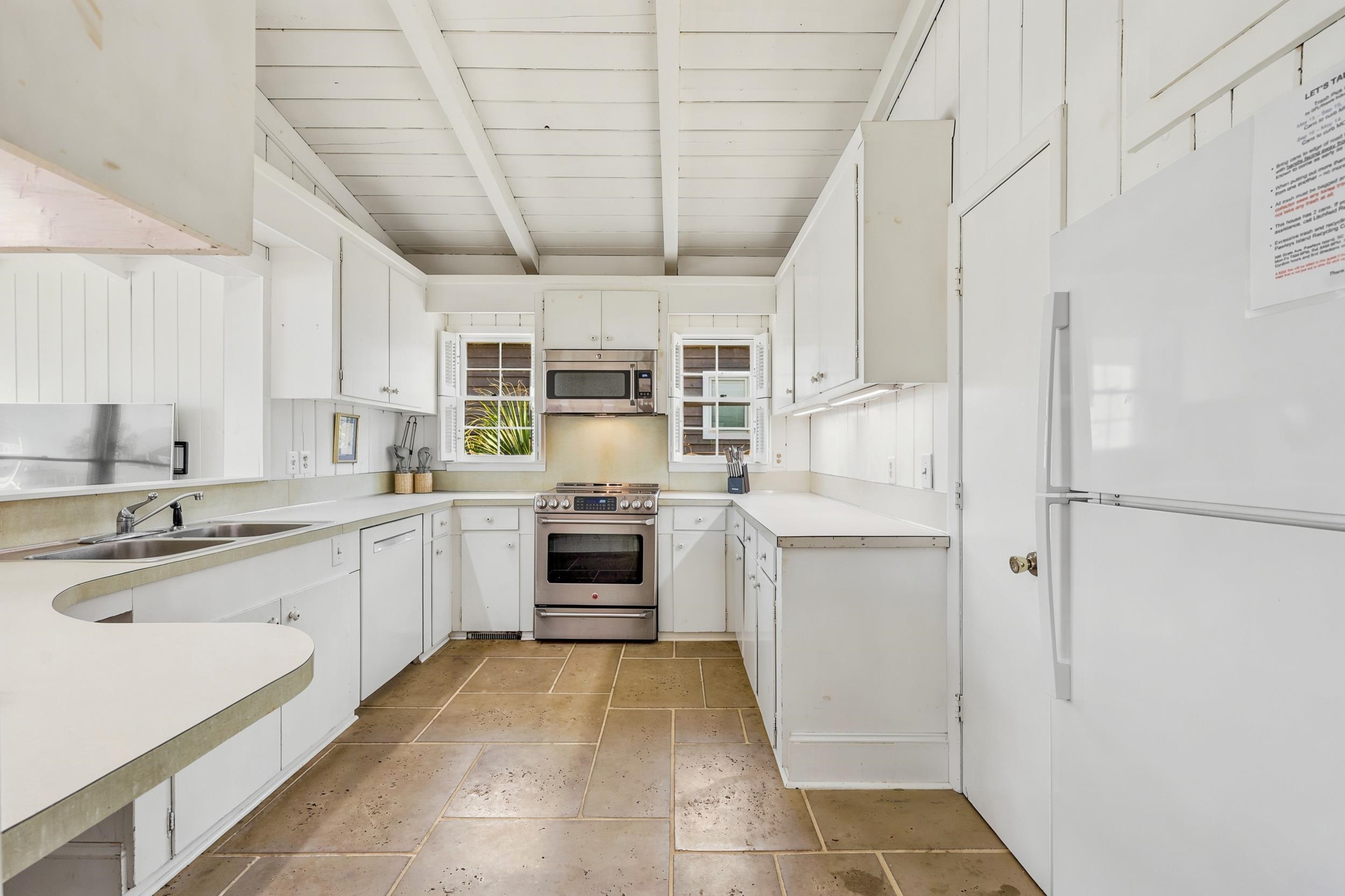 370 Sundial Dr.
