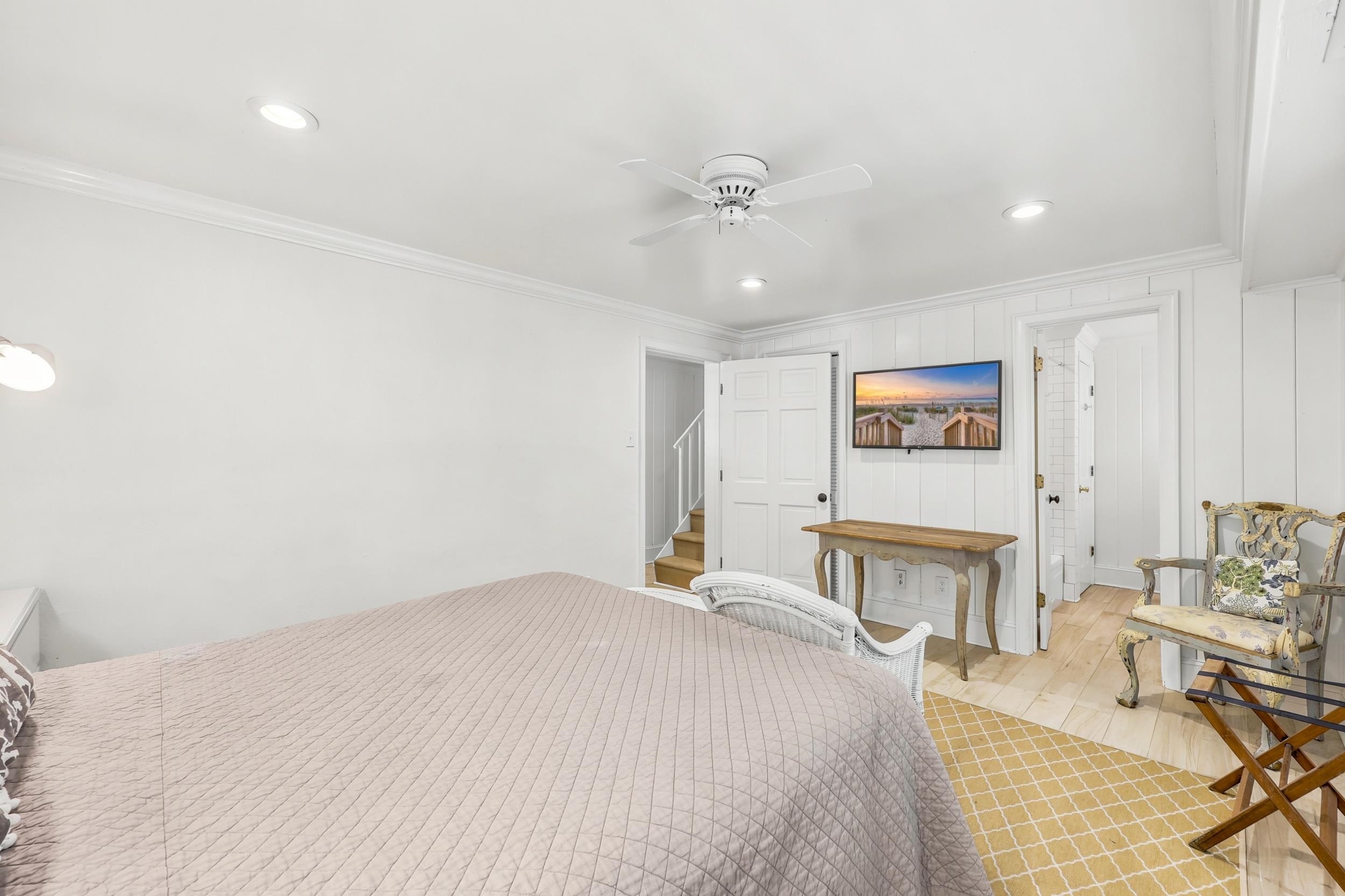 370 Sundial Dr.