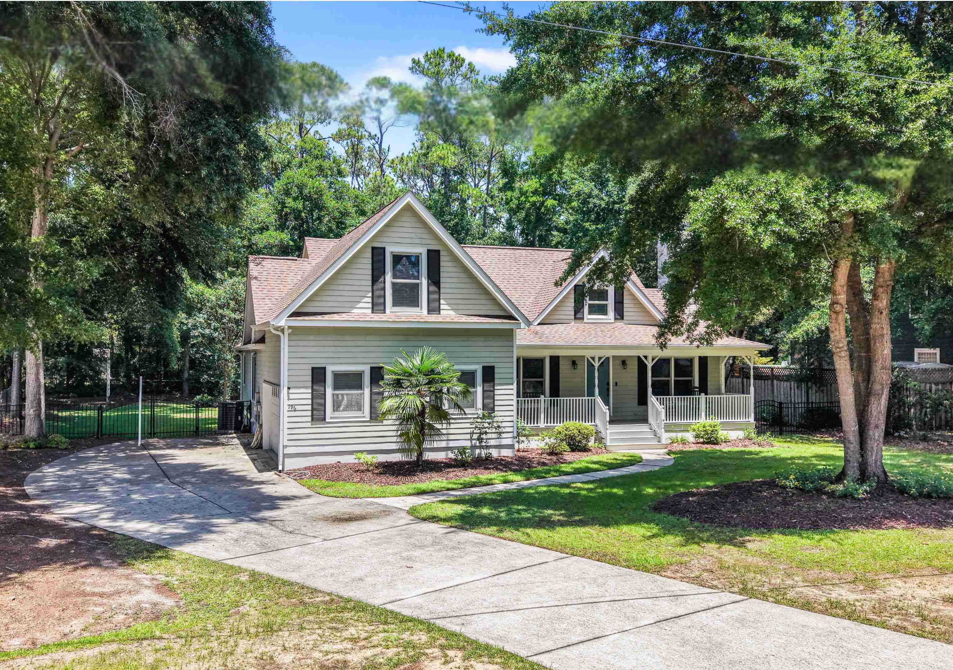 196 Old Cedar Loop