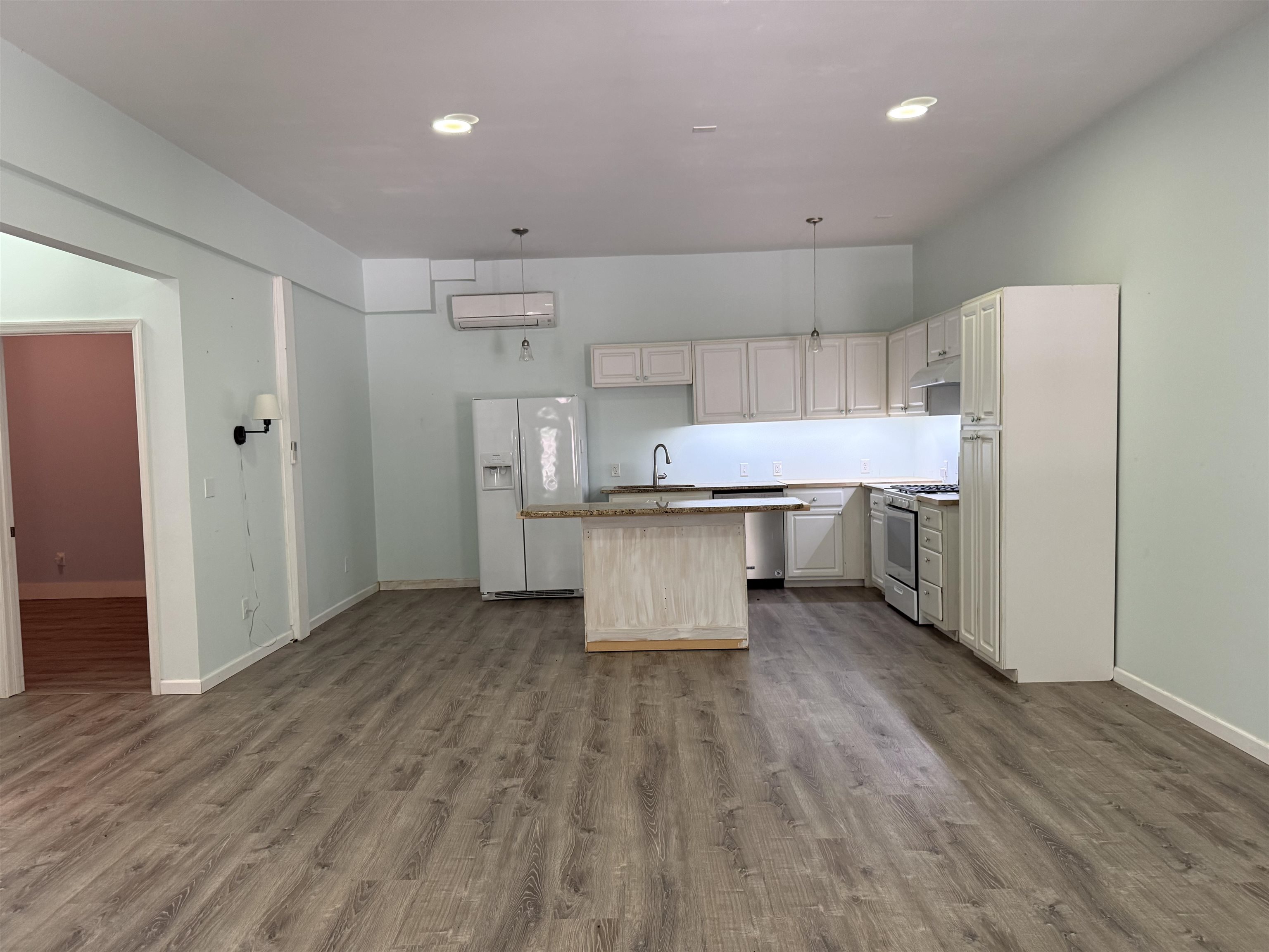 709 Old Waccamaw Dr.