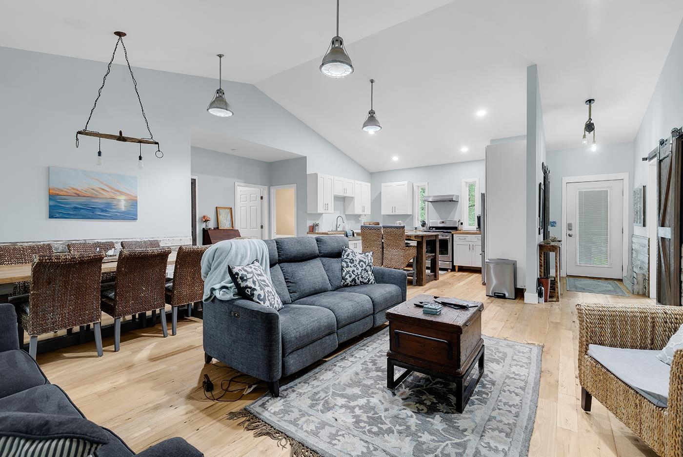 709 Old Waccamaw Dr.