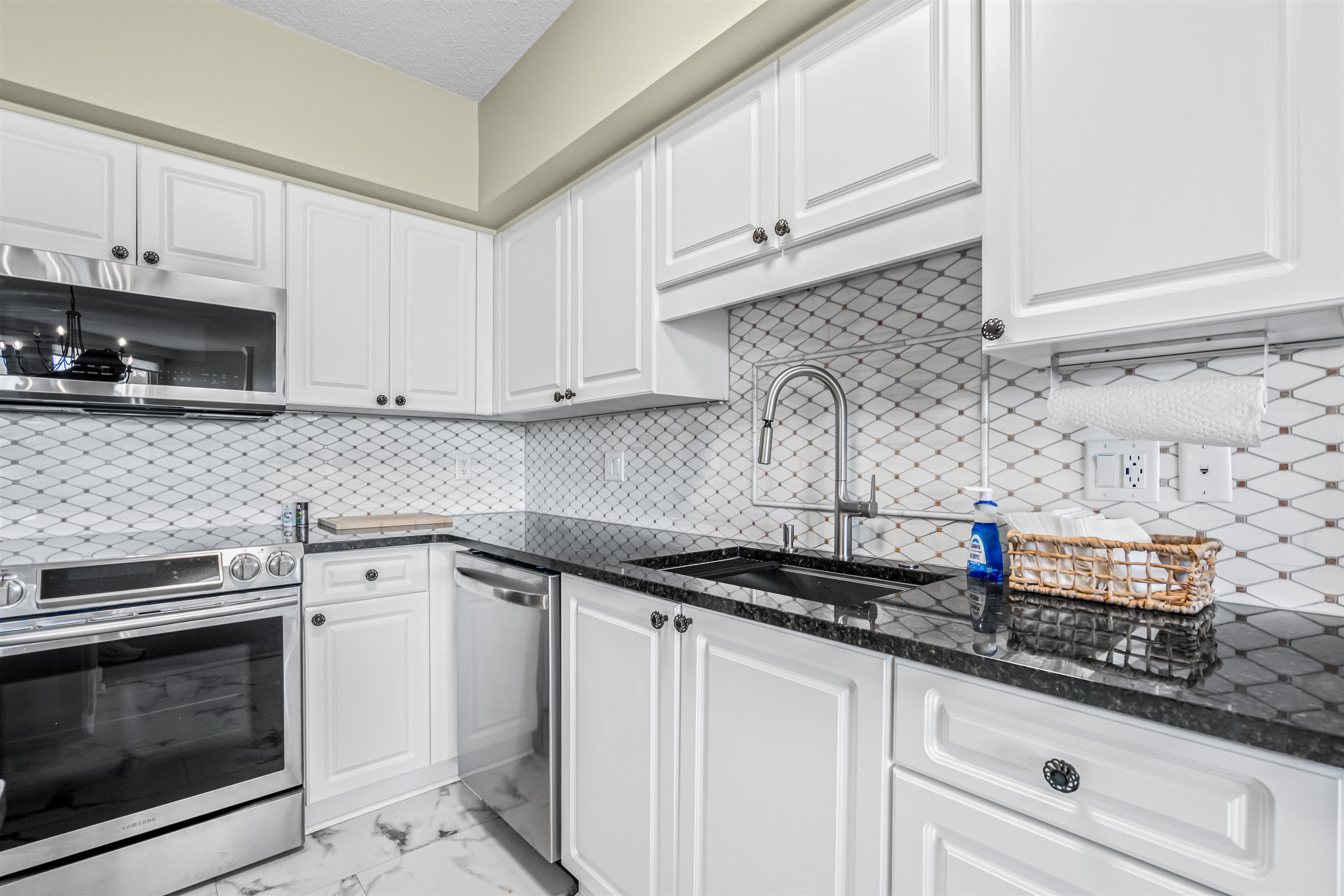 139 S Dunes Dr. Unit: 303