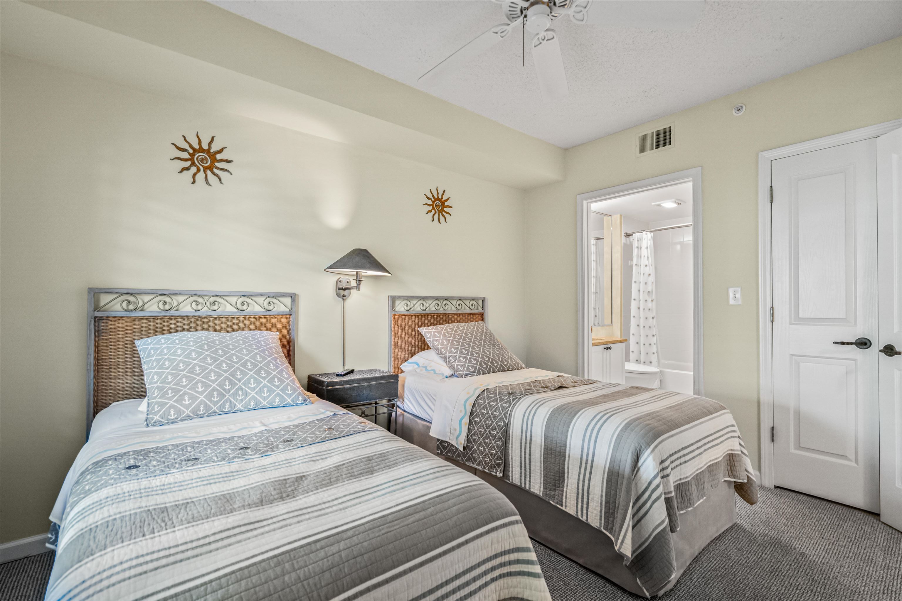 139 S Dunes Dr. Unit: 303