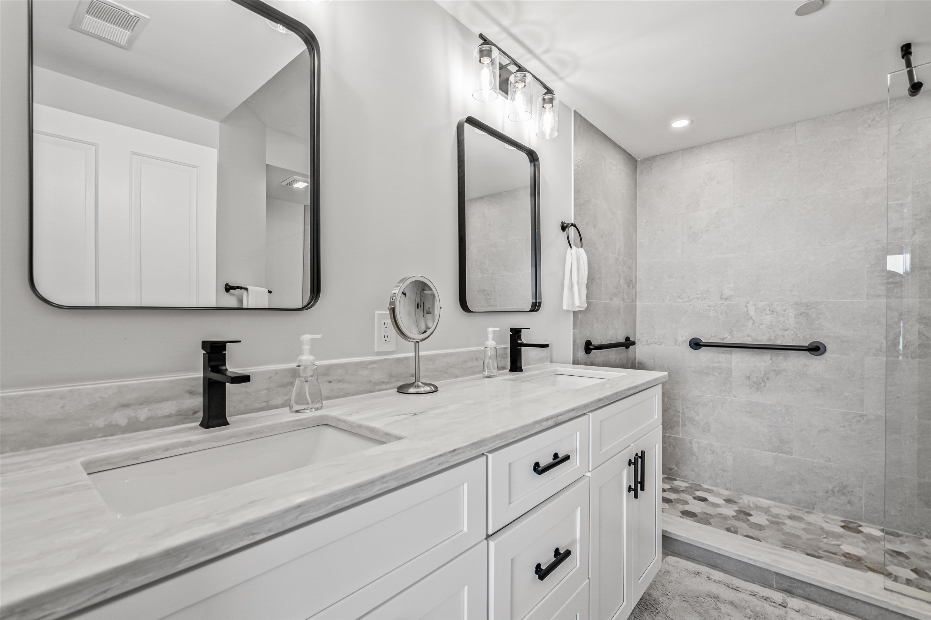 139 S Dunes Dr. Unit: 303