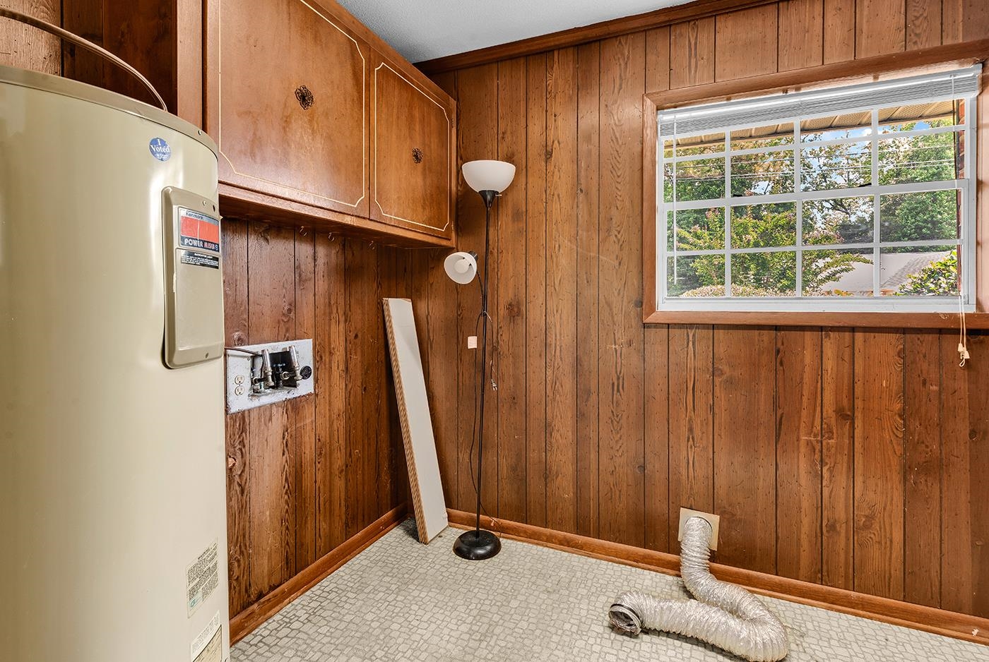 356 Lakewood Ave.