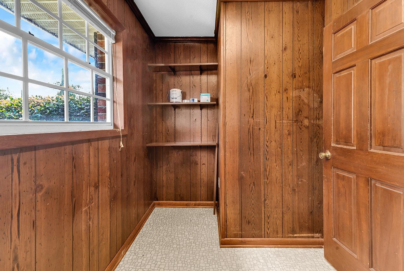 356 Lakewood Ave.