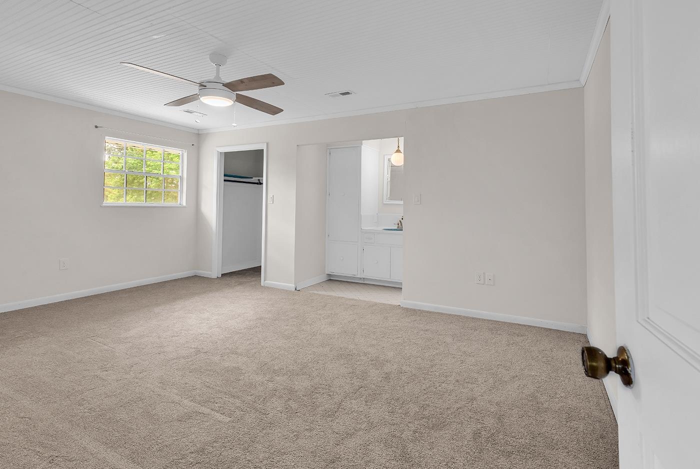 356 Lakewood Ave.