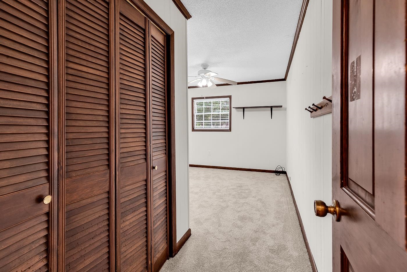 356 Lakewood Ave.