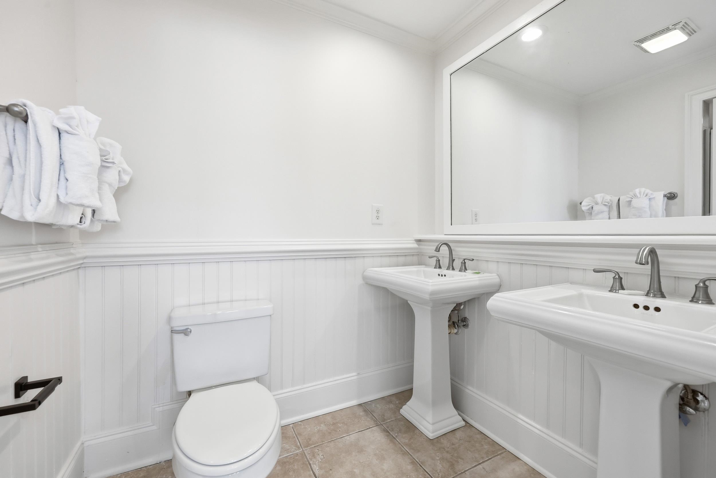 1229 Norris Dr.