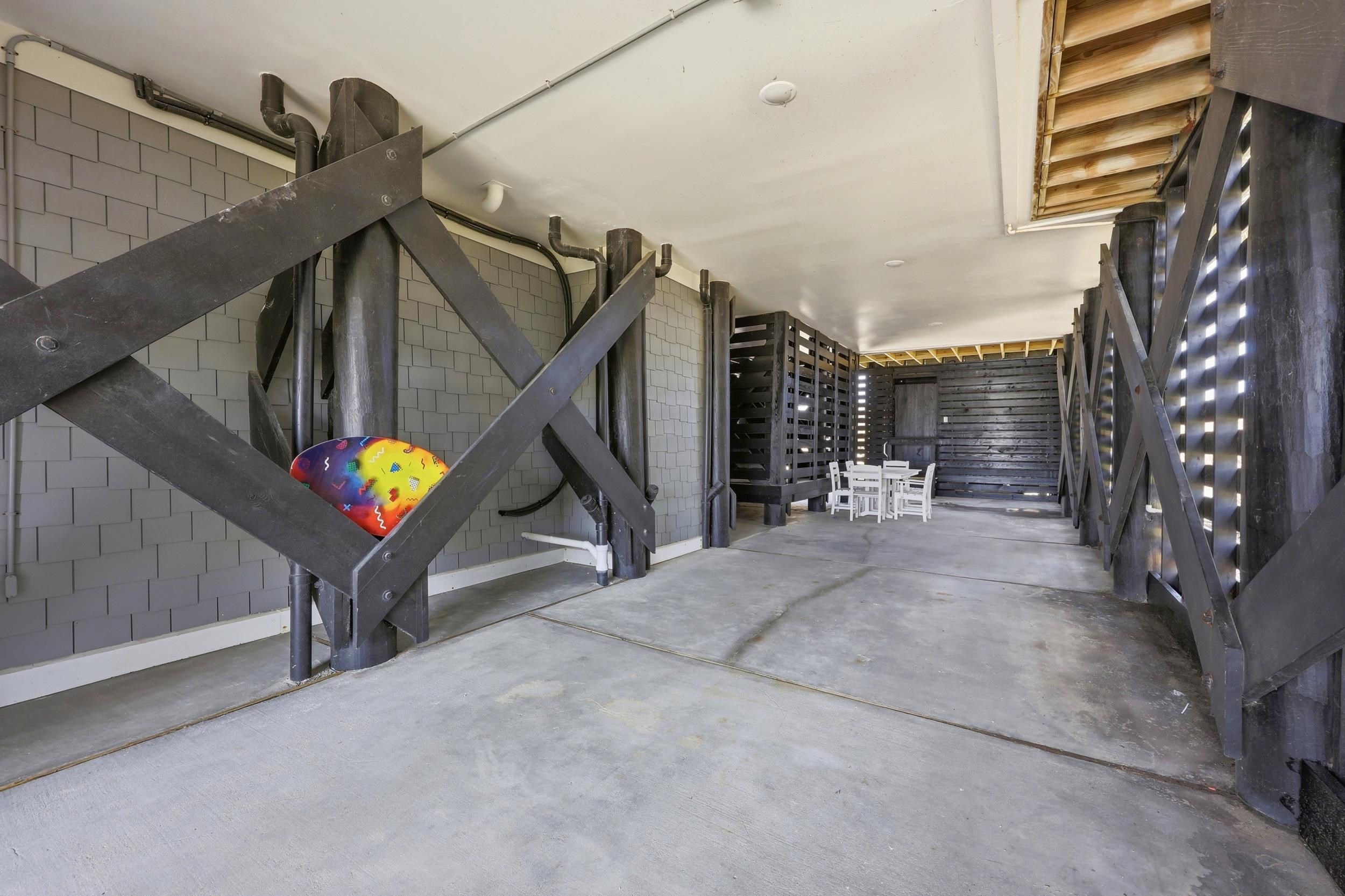1229 Norris Dr.