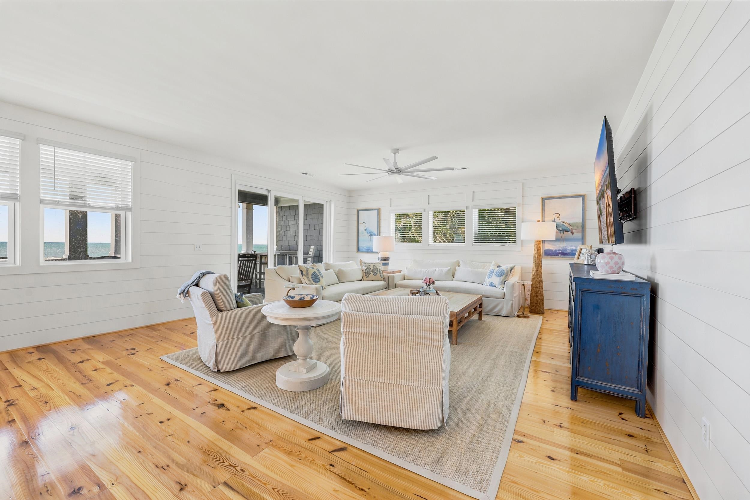 1229 Norris Dr.