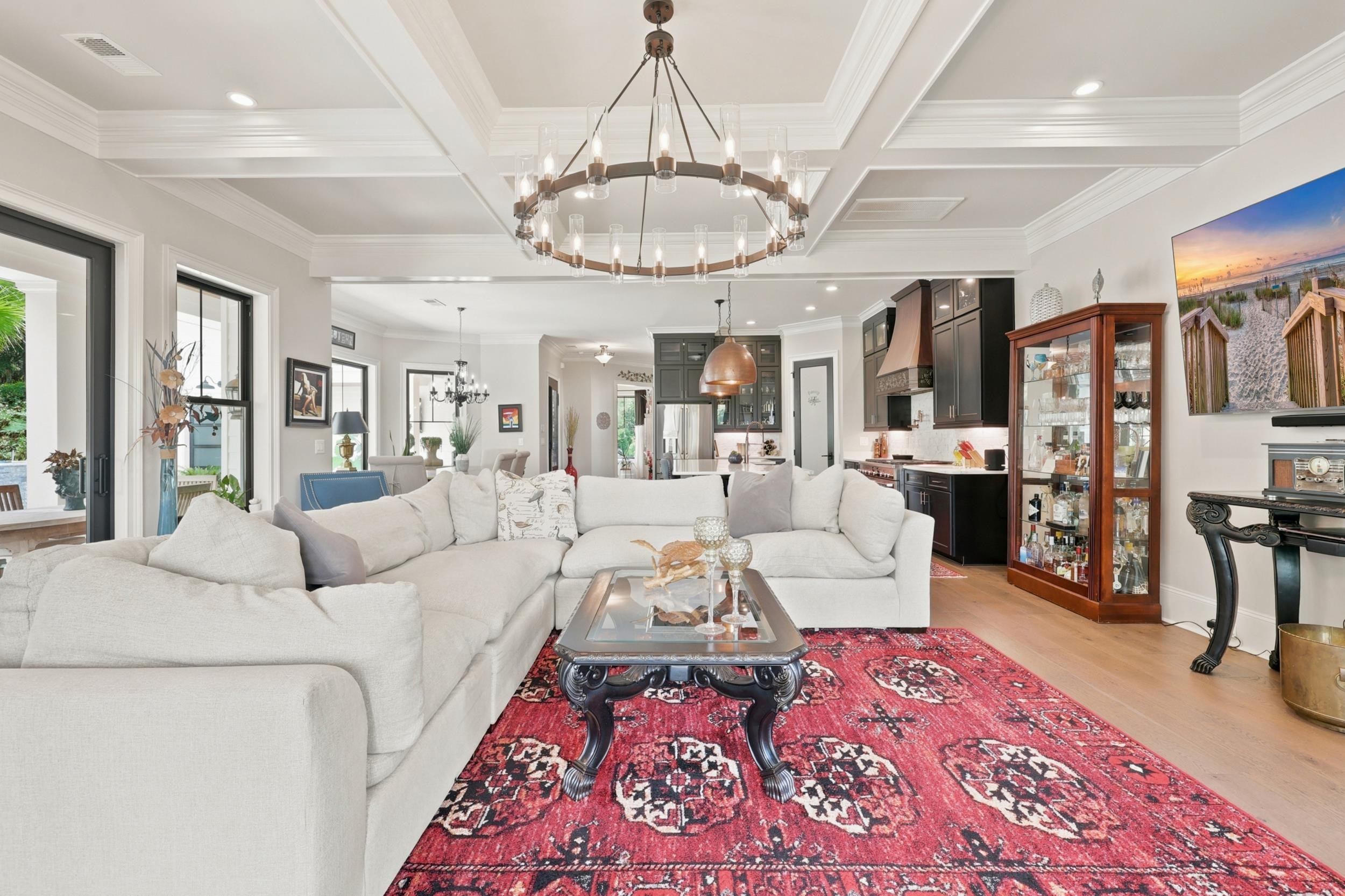 547 Bannockburn Rd.
