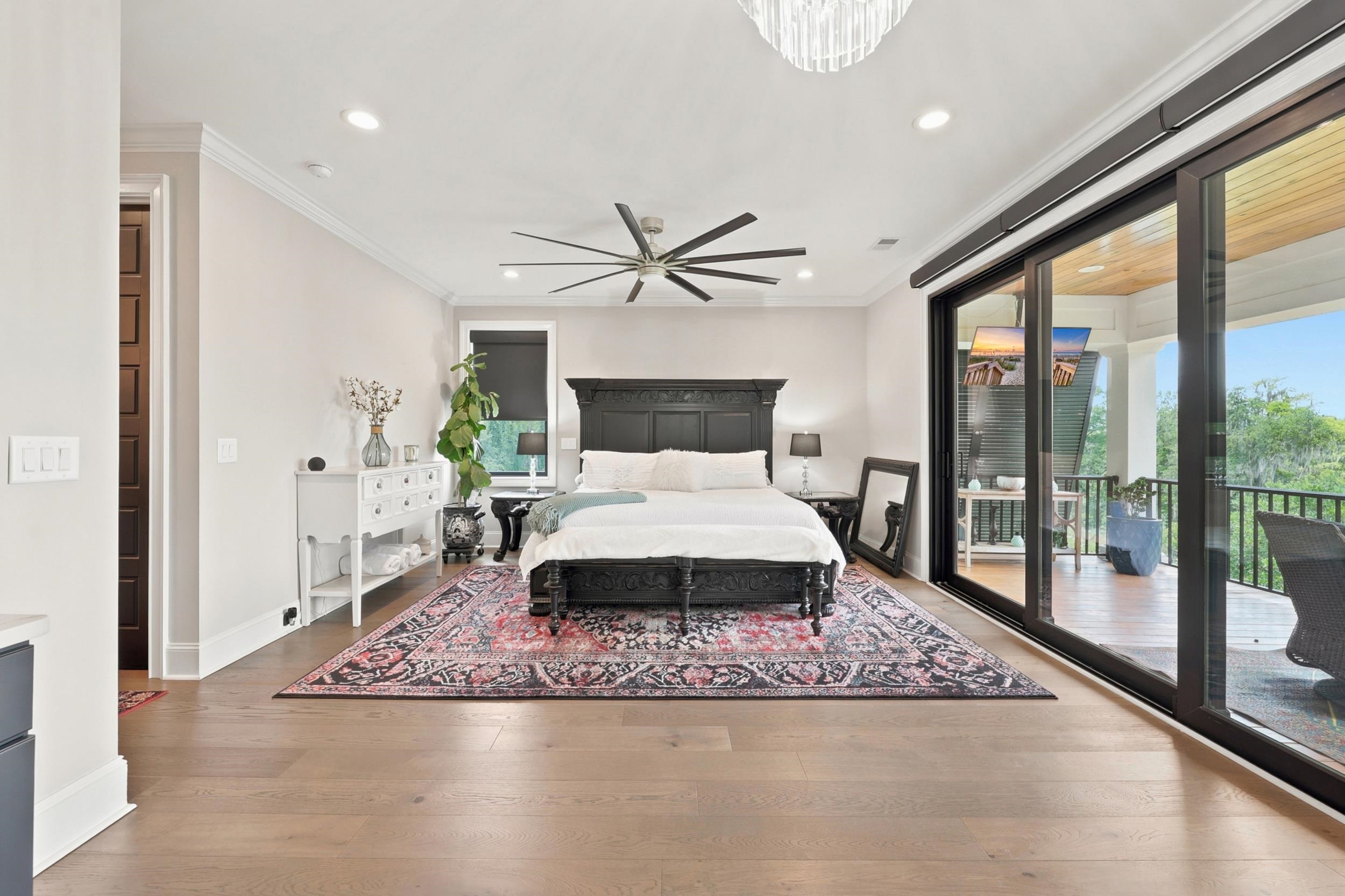 547 Bannockburn Rd.