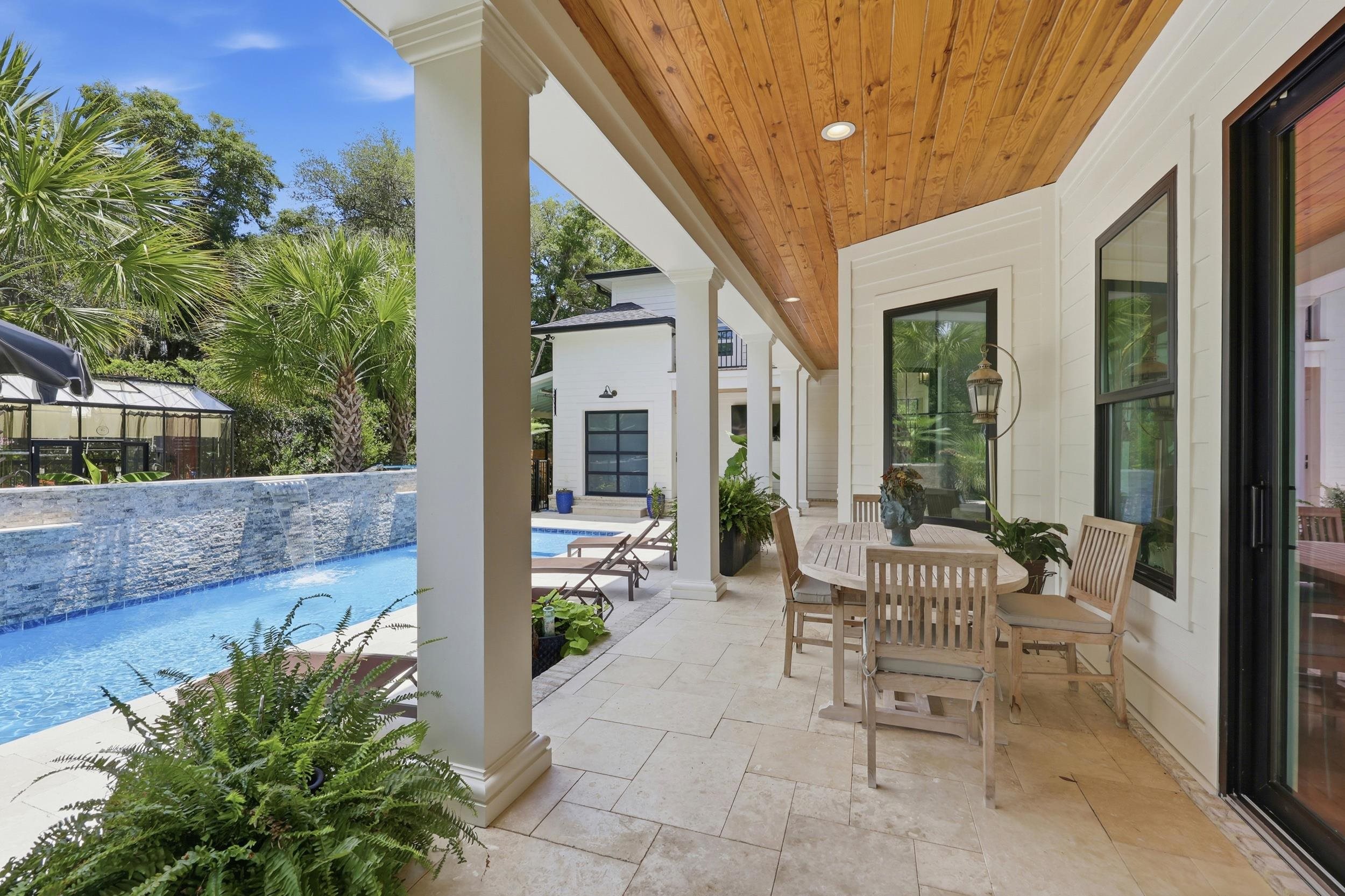 547 Bannockburn Rd.