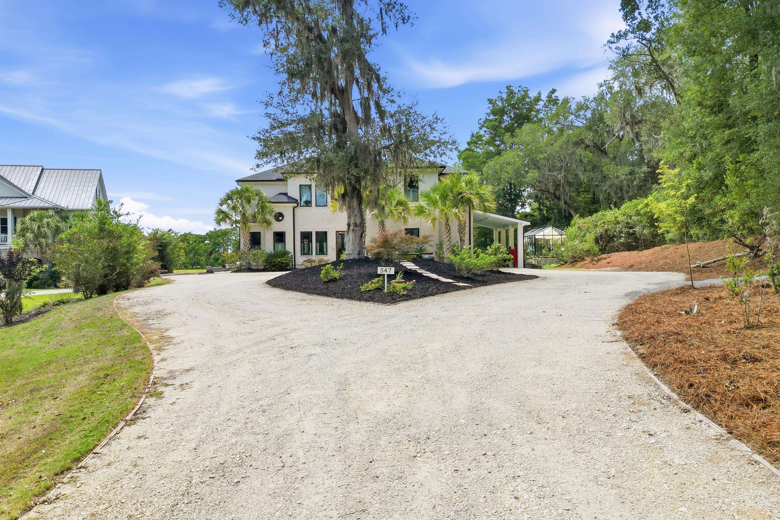 547 Bannockburn Rd.