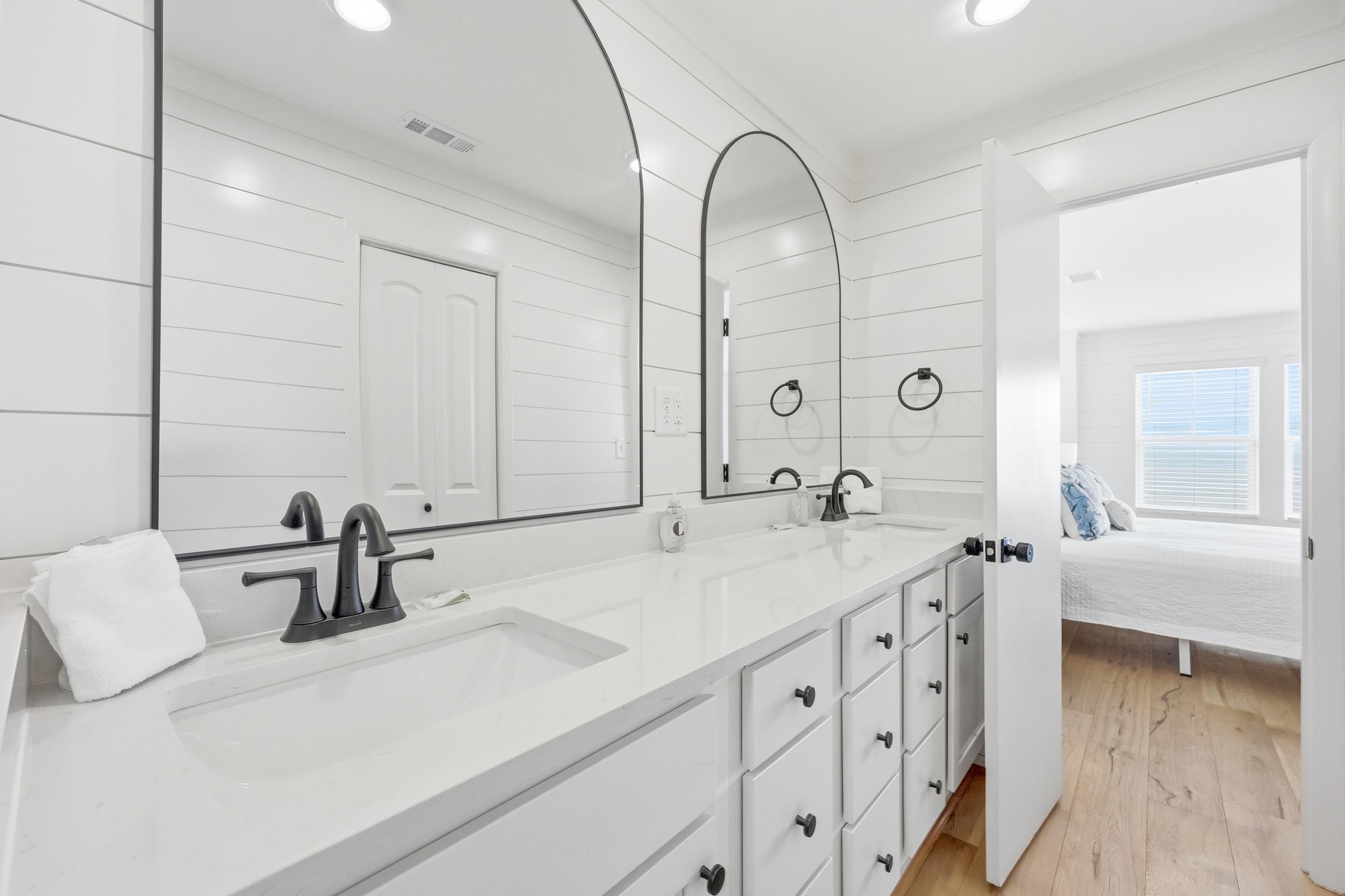 1184 Parker Dr.