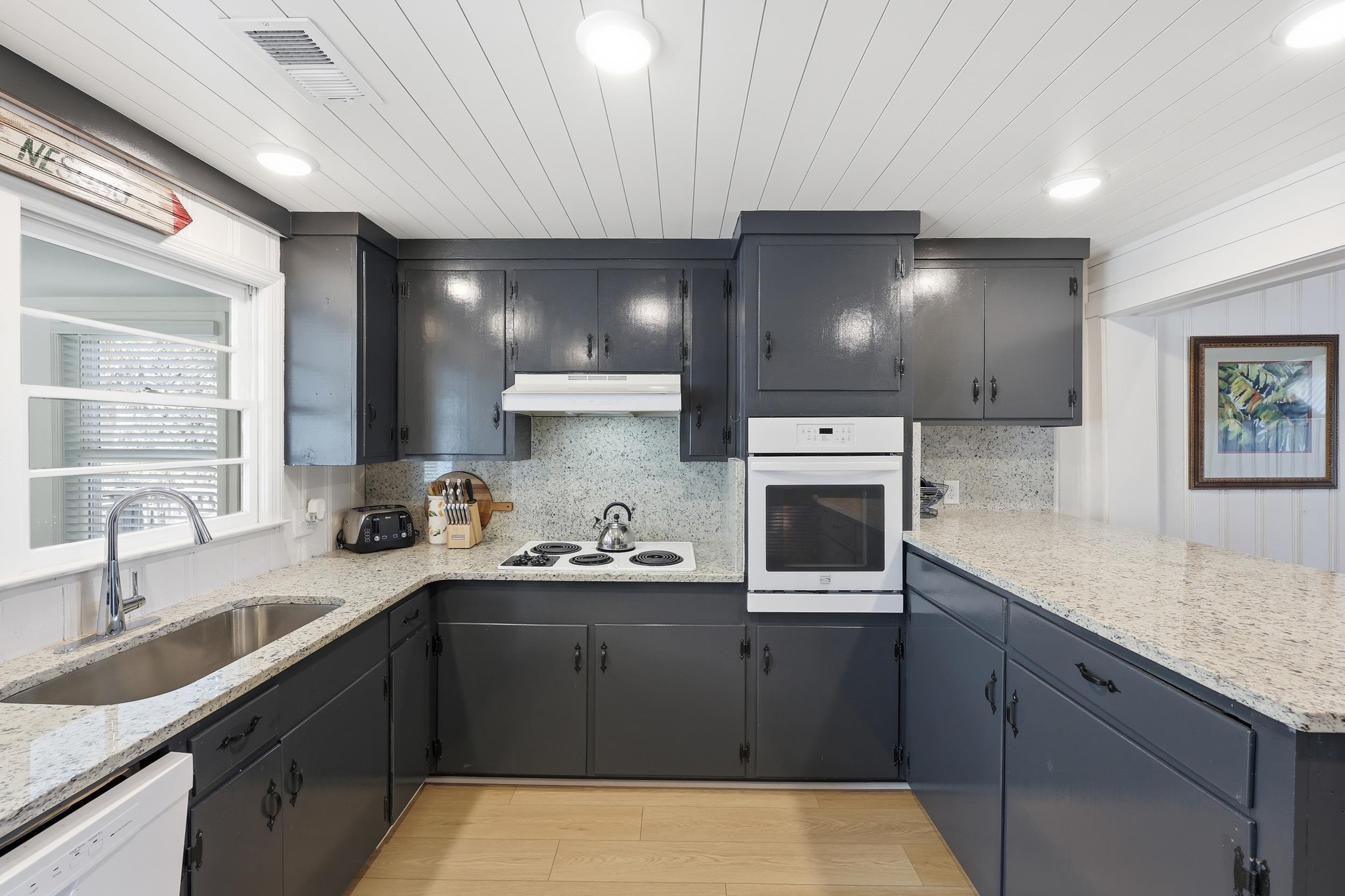 312 Norris Dr.