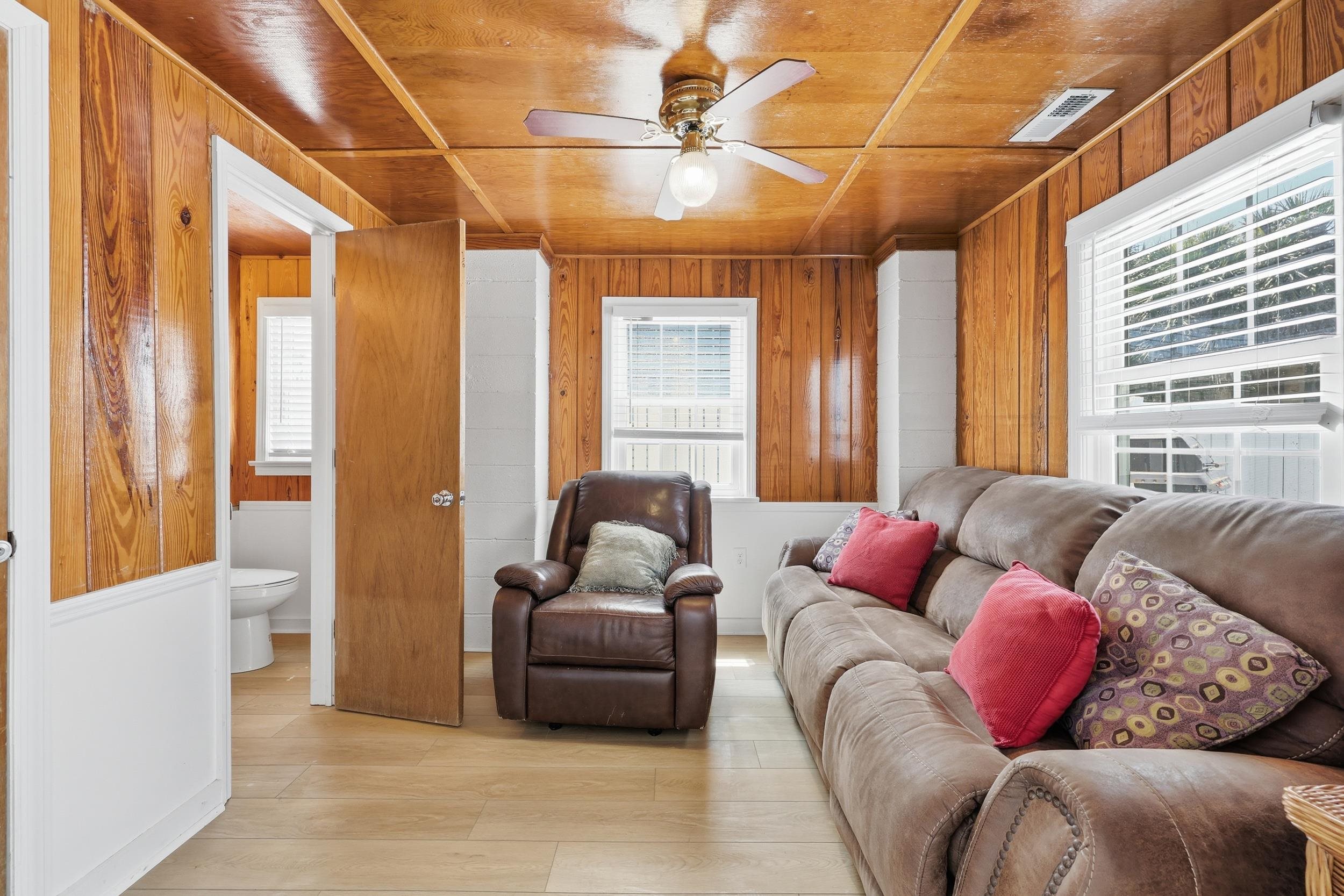 312 Norris Dr.