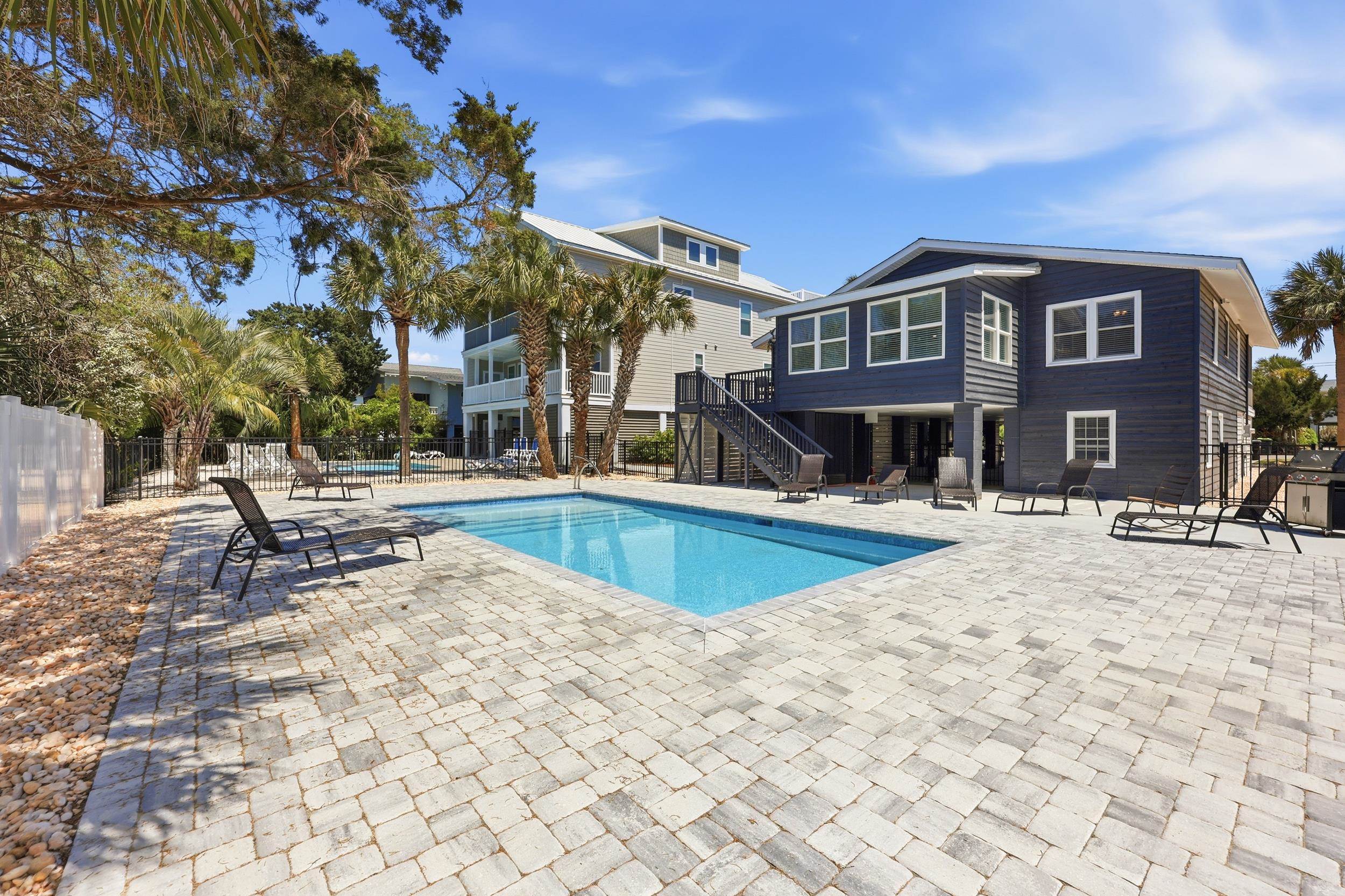 312 Norris Dr.