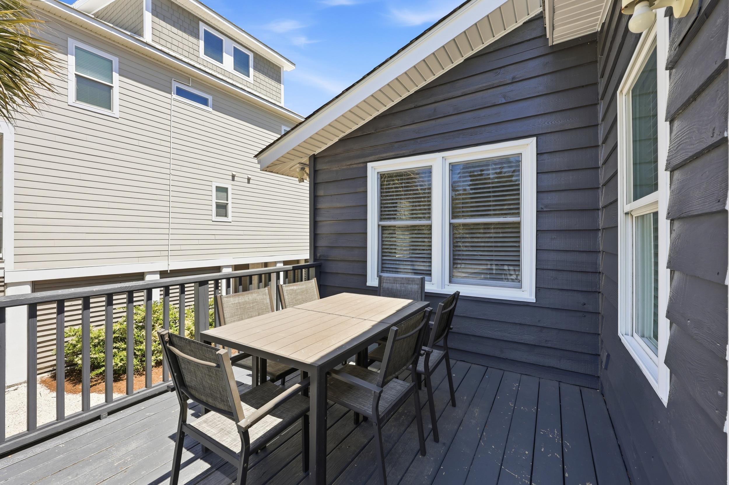 312 Norris Dr.