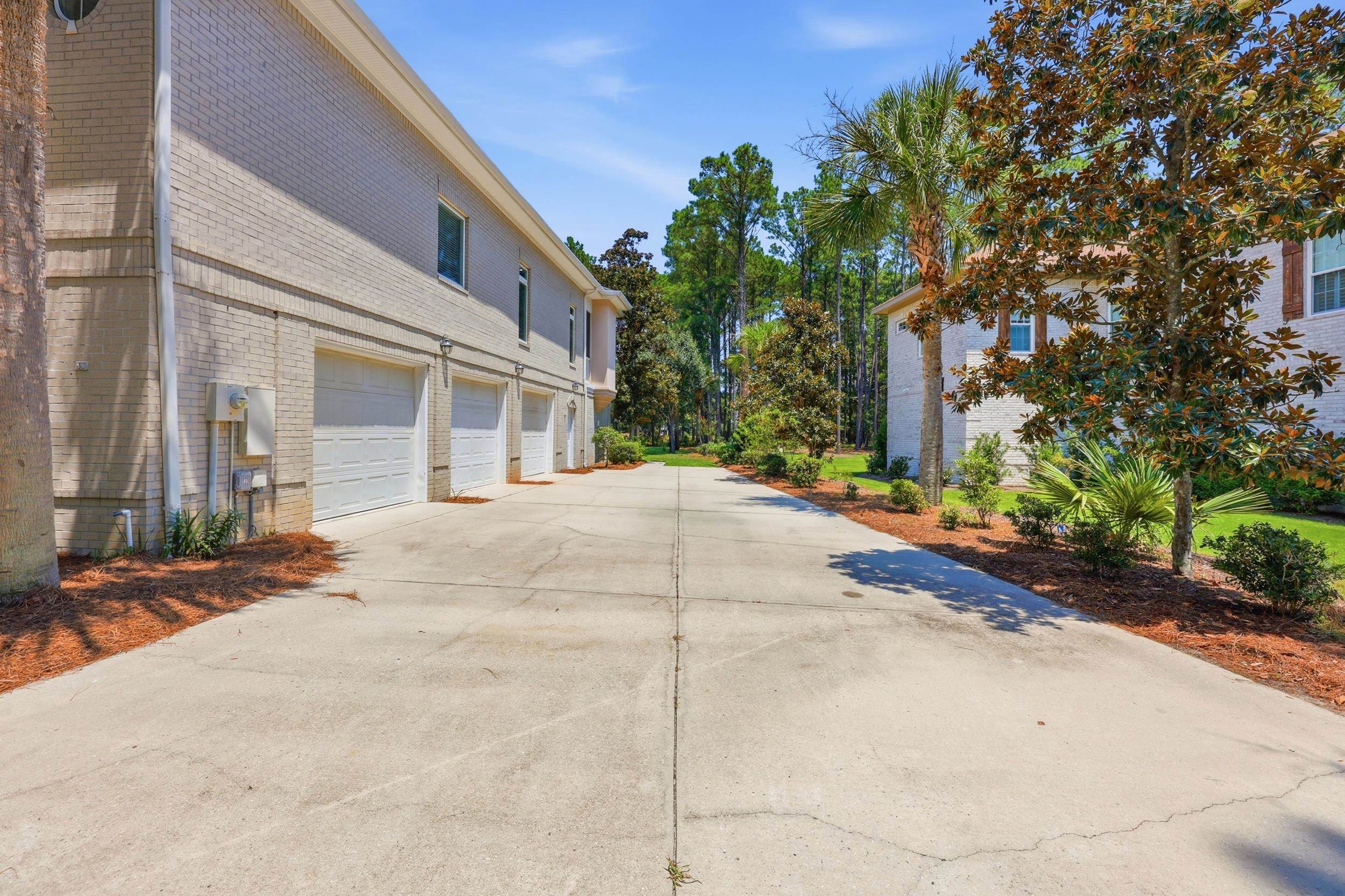 673 Collins Meadow Dr.