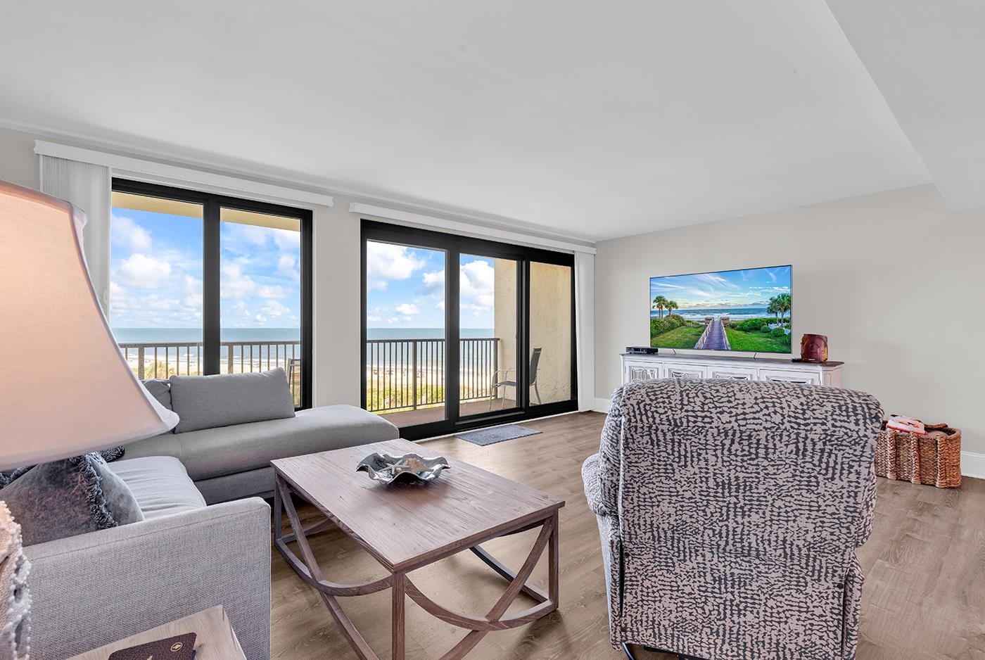 645 Retreat Beach Circle Unit: A-3-U