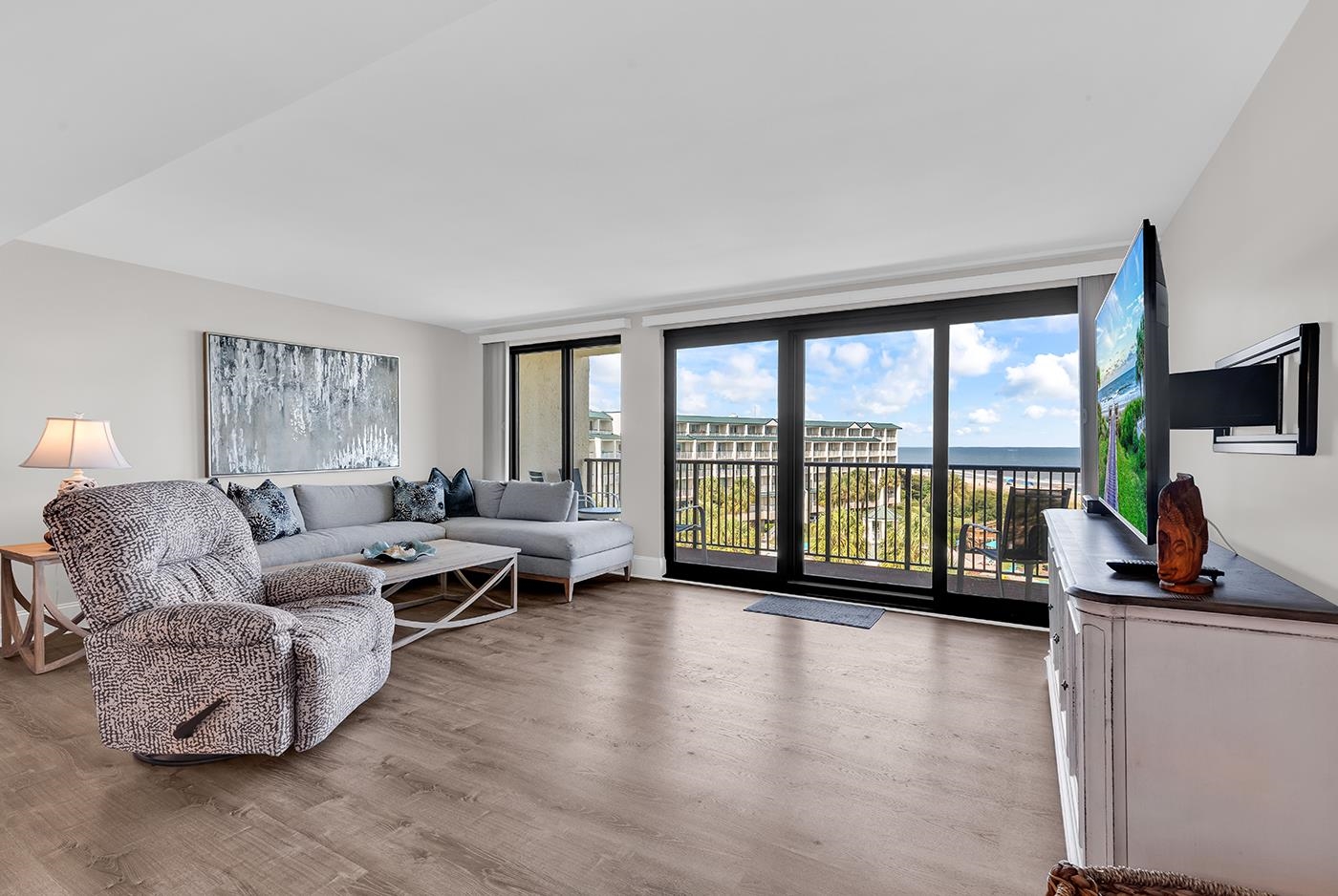 645 Retreat Beach Circle Unit: A-3-U