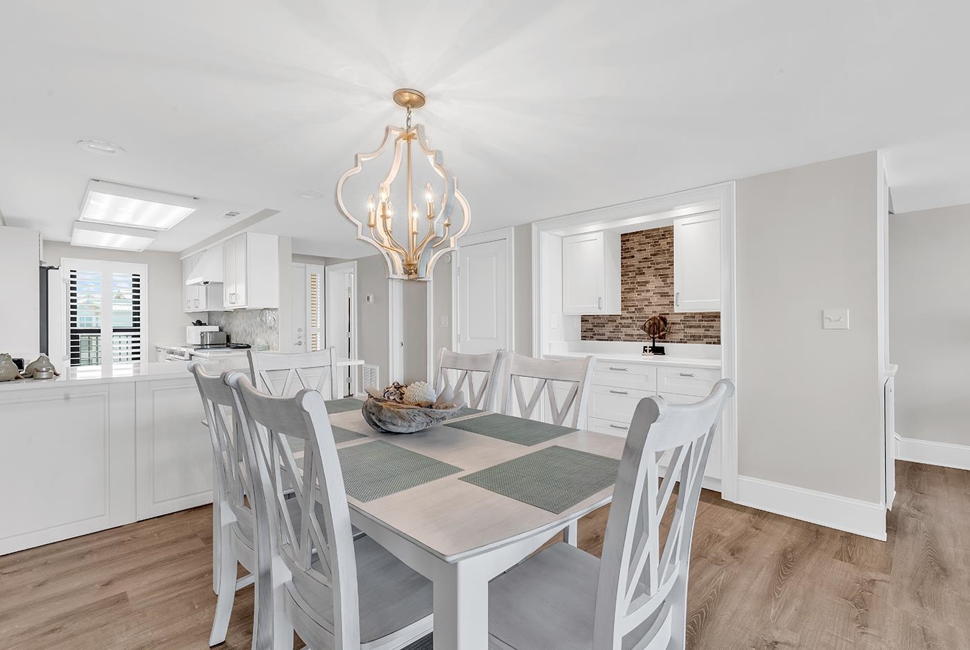 645 Retreat Beach Circle Unit: A-3-U