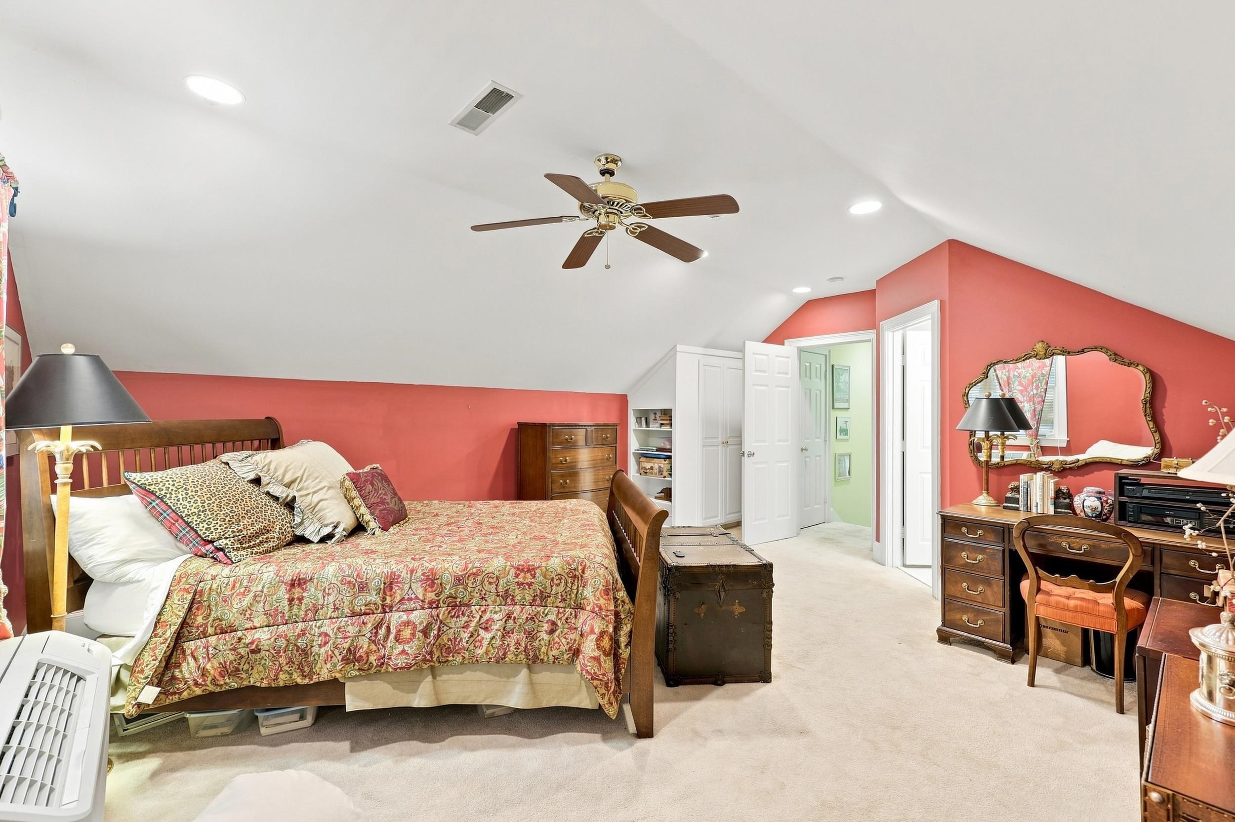 159 Wisteria Plantation Dr.