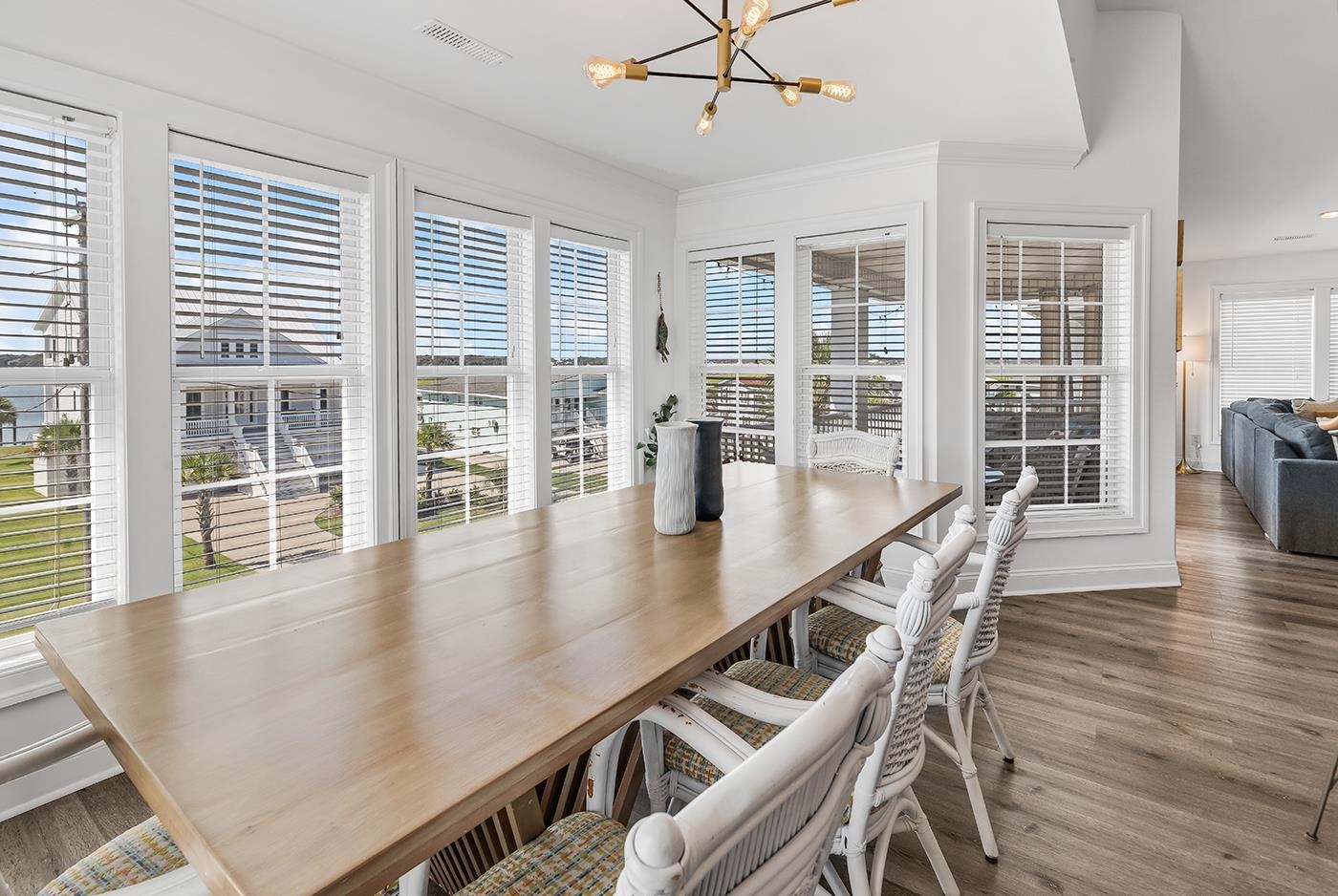 1463 Basin Trail