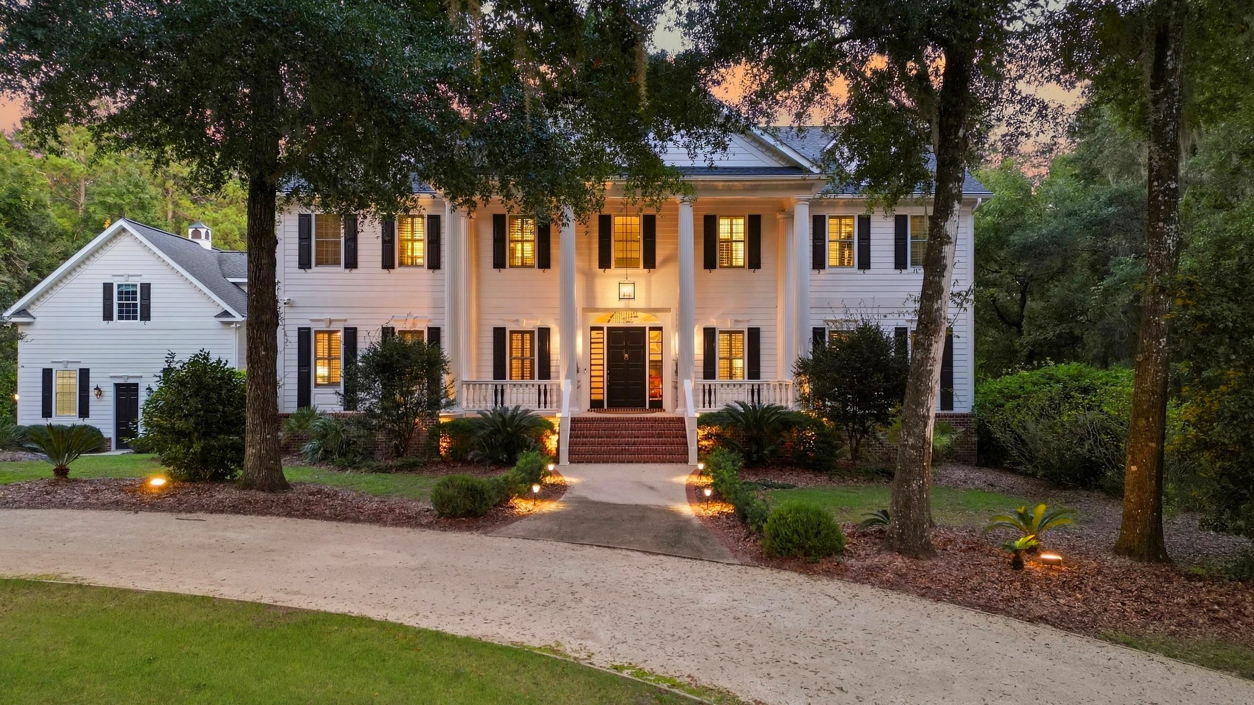 285 Brickwell Ln.