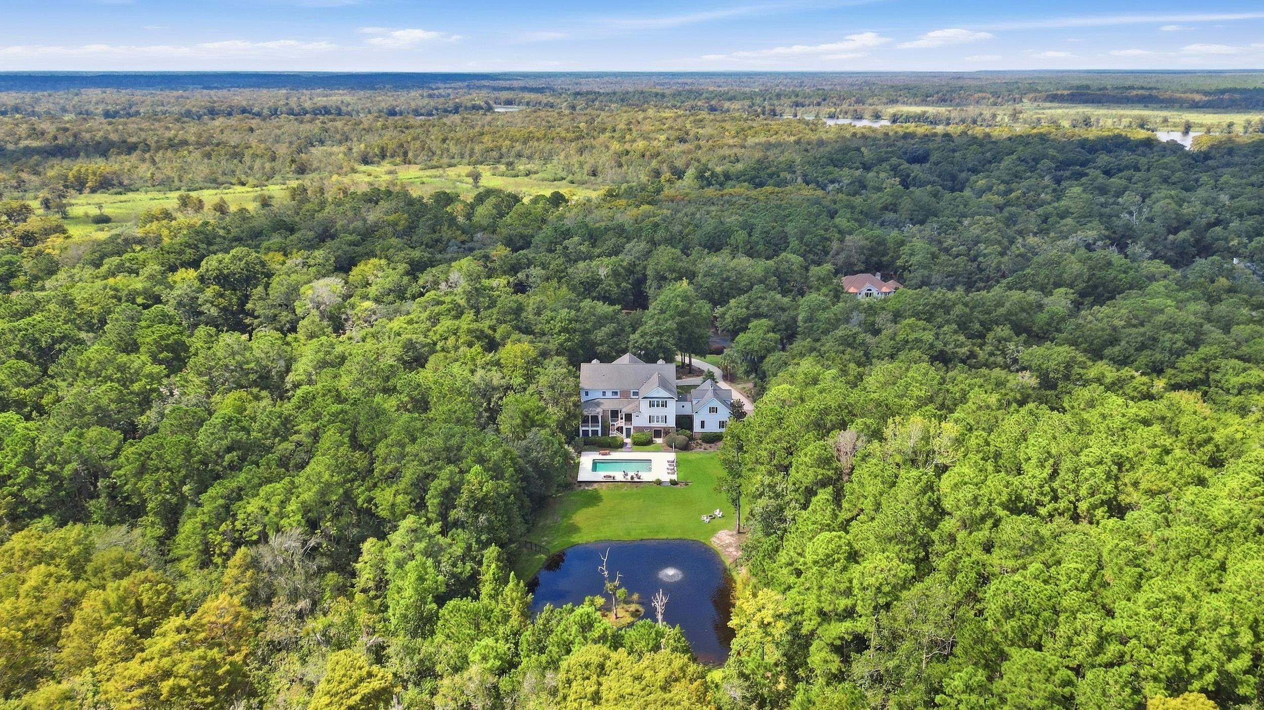 285 Brickwell Ln.