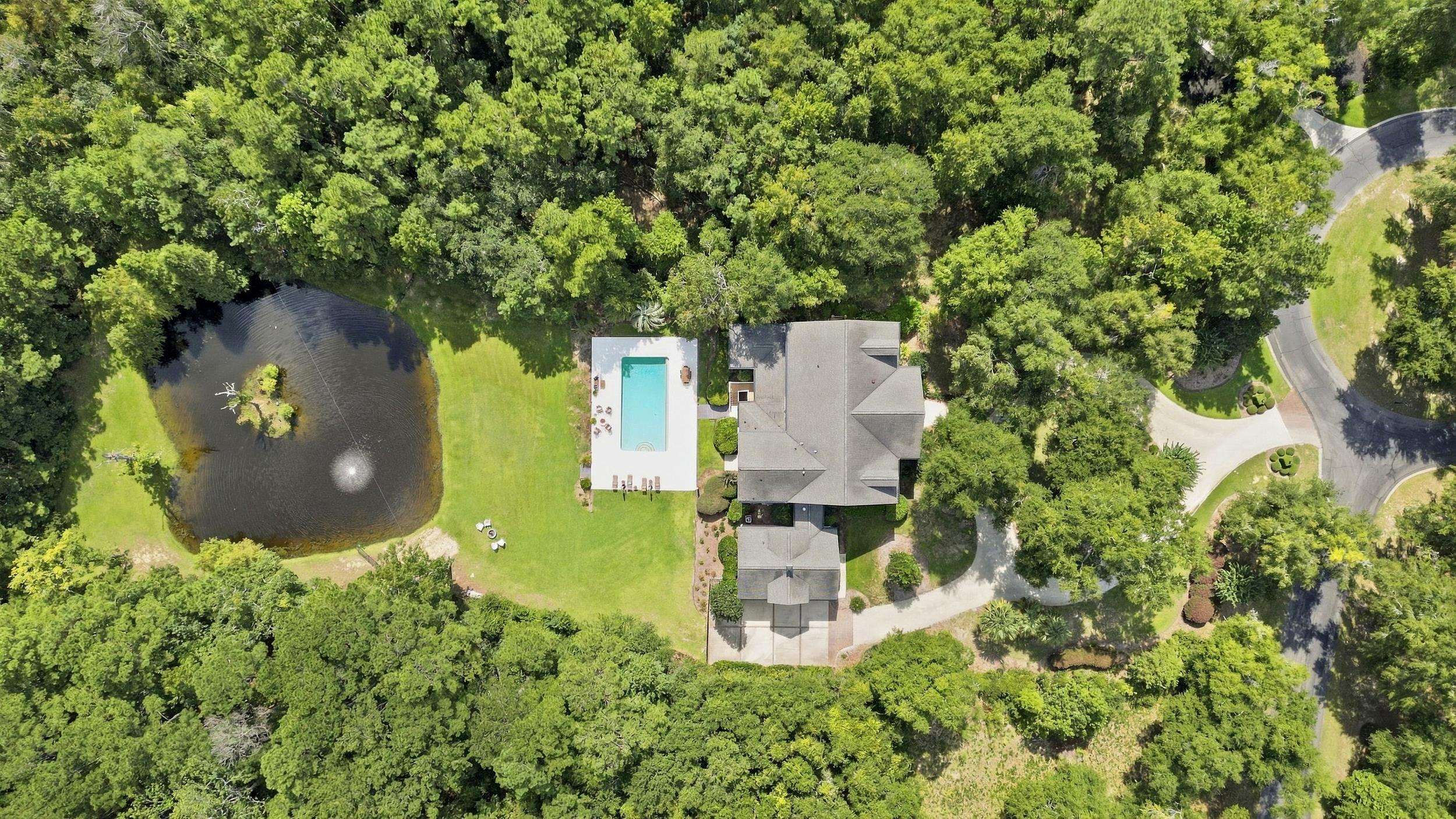 285 Brickwell Ln.