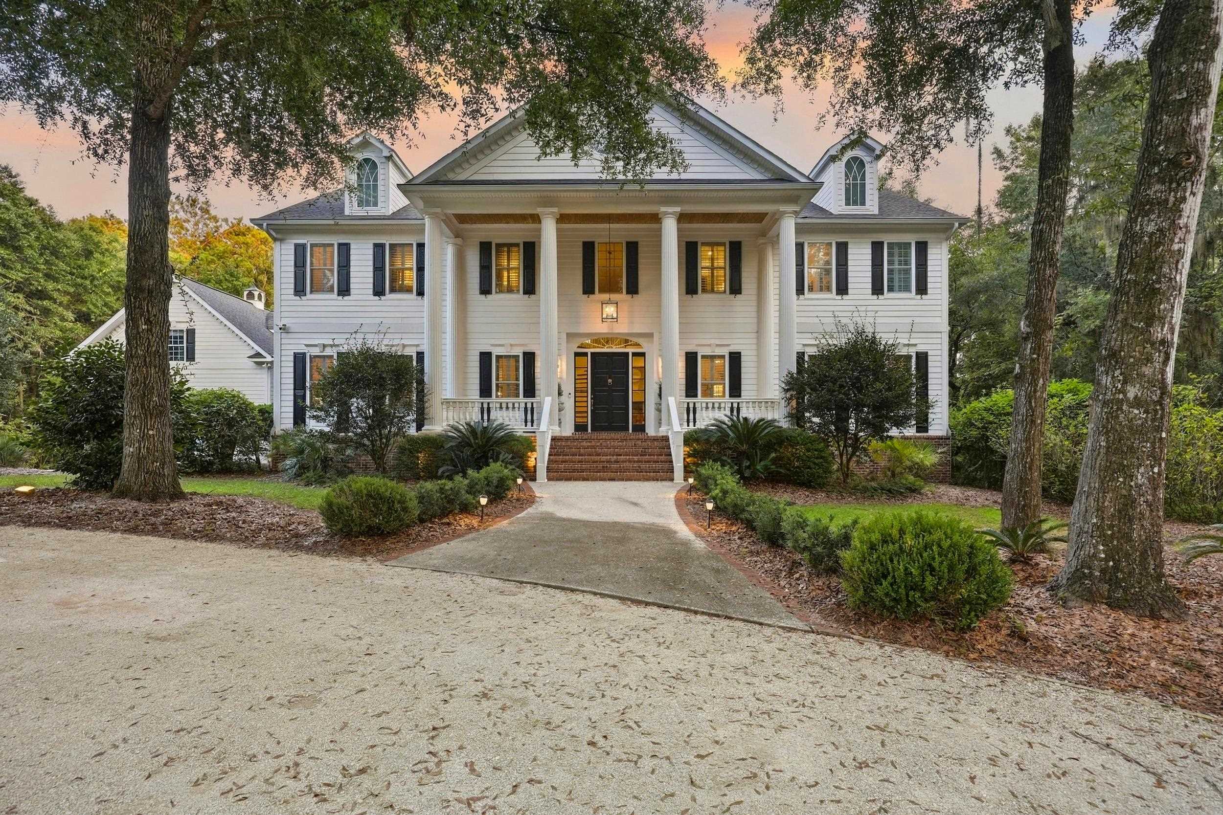 285 Brickwell Ln.