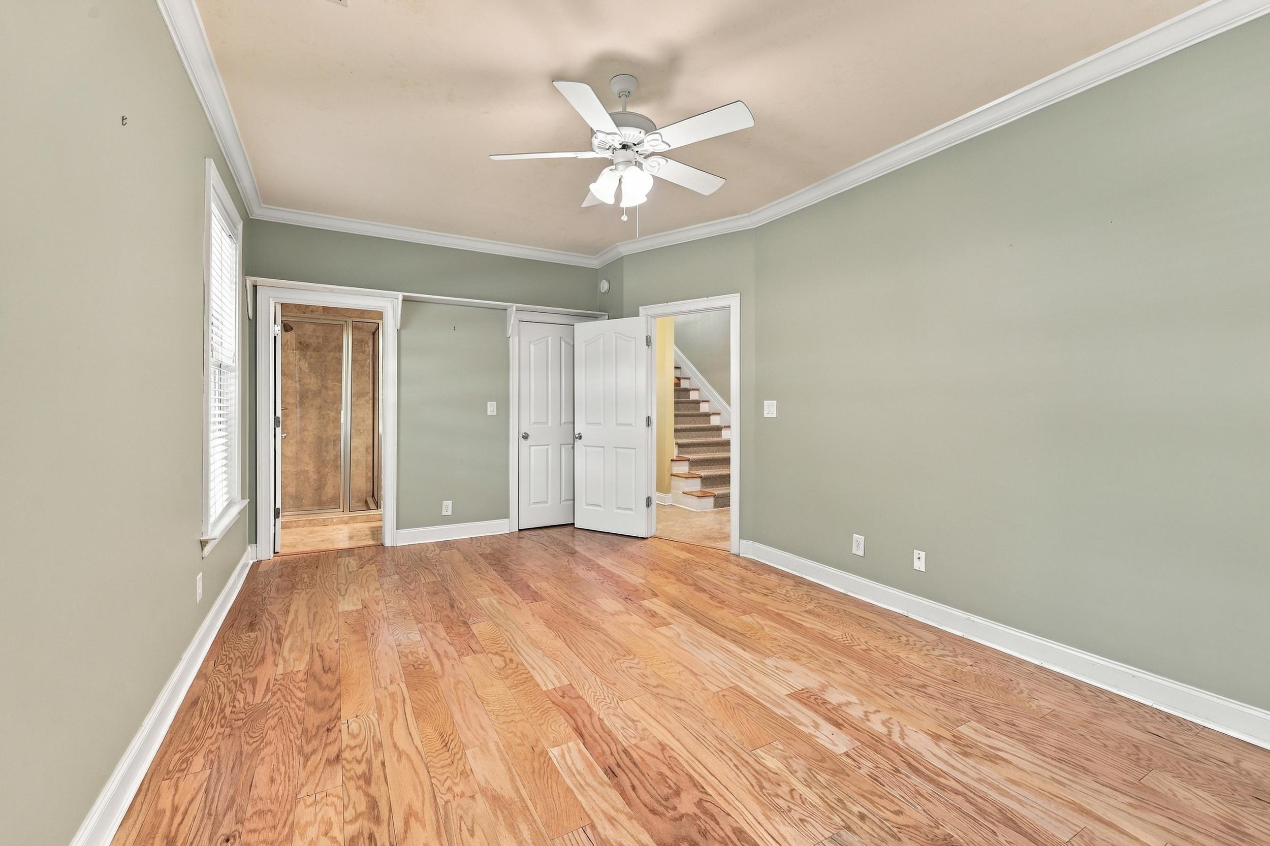 7 Gillette Pl.