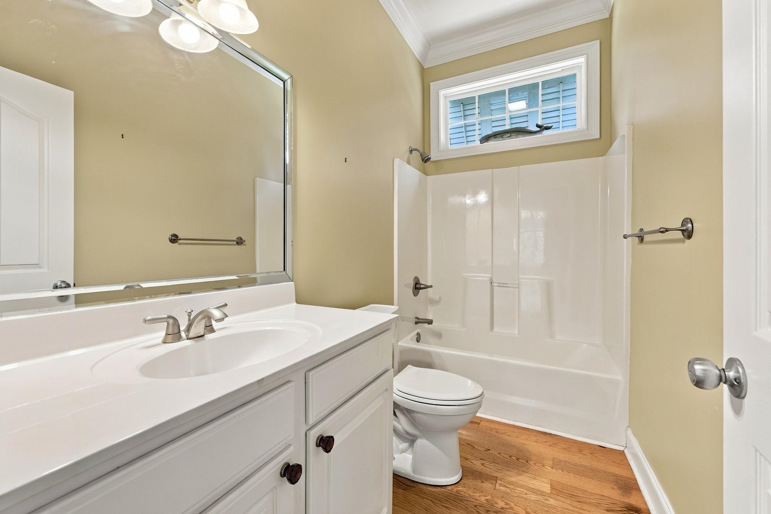 7 Gillette Pl.