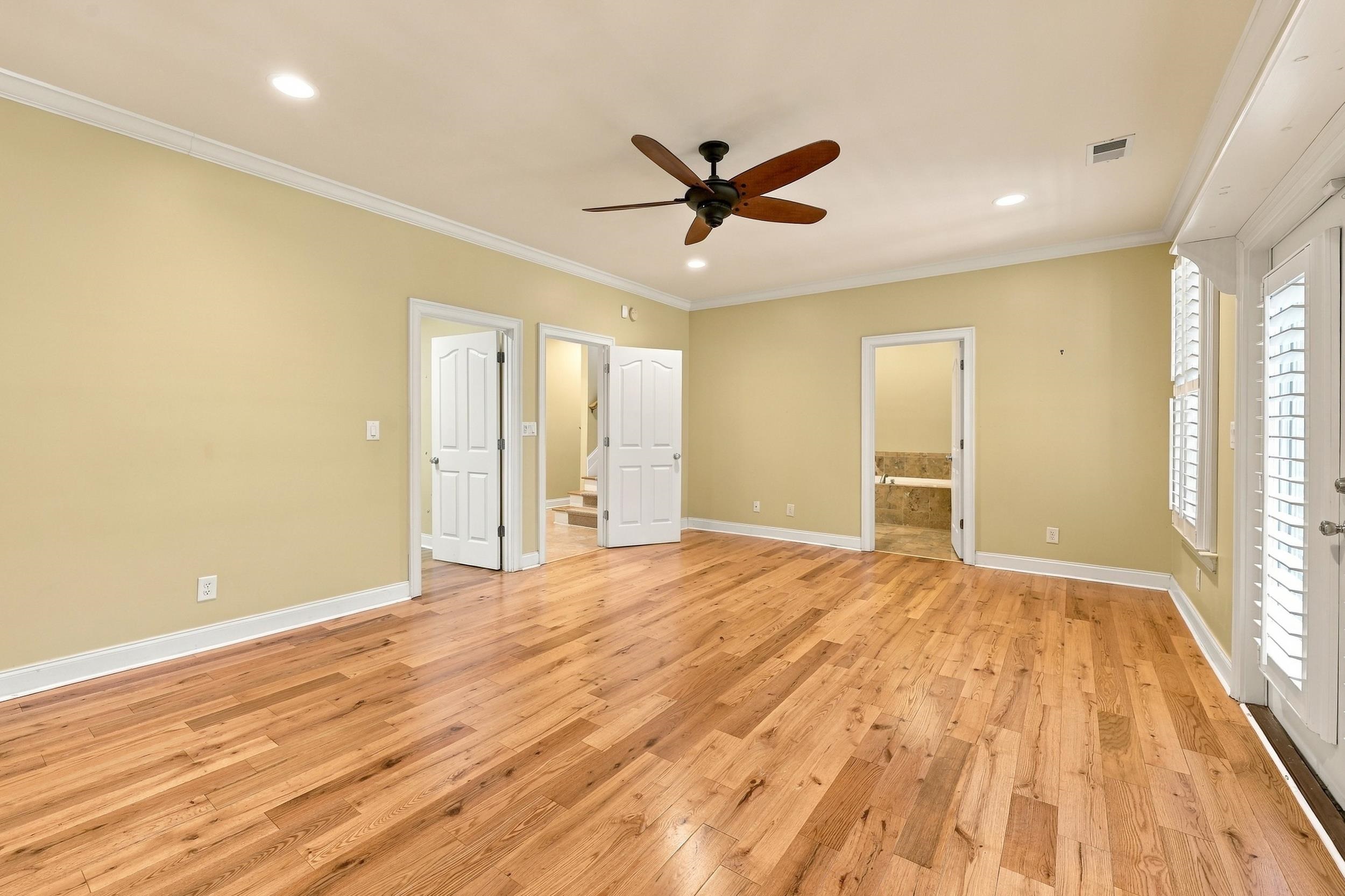 7 Gillette Pl.