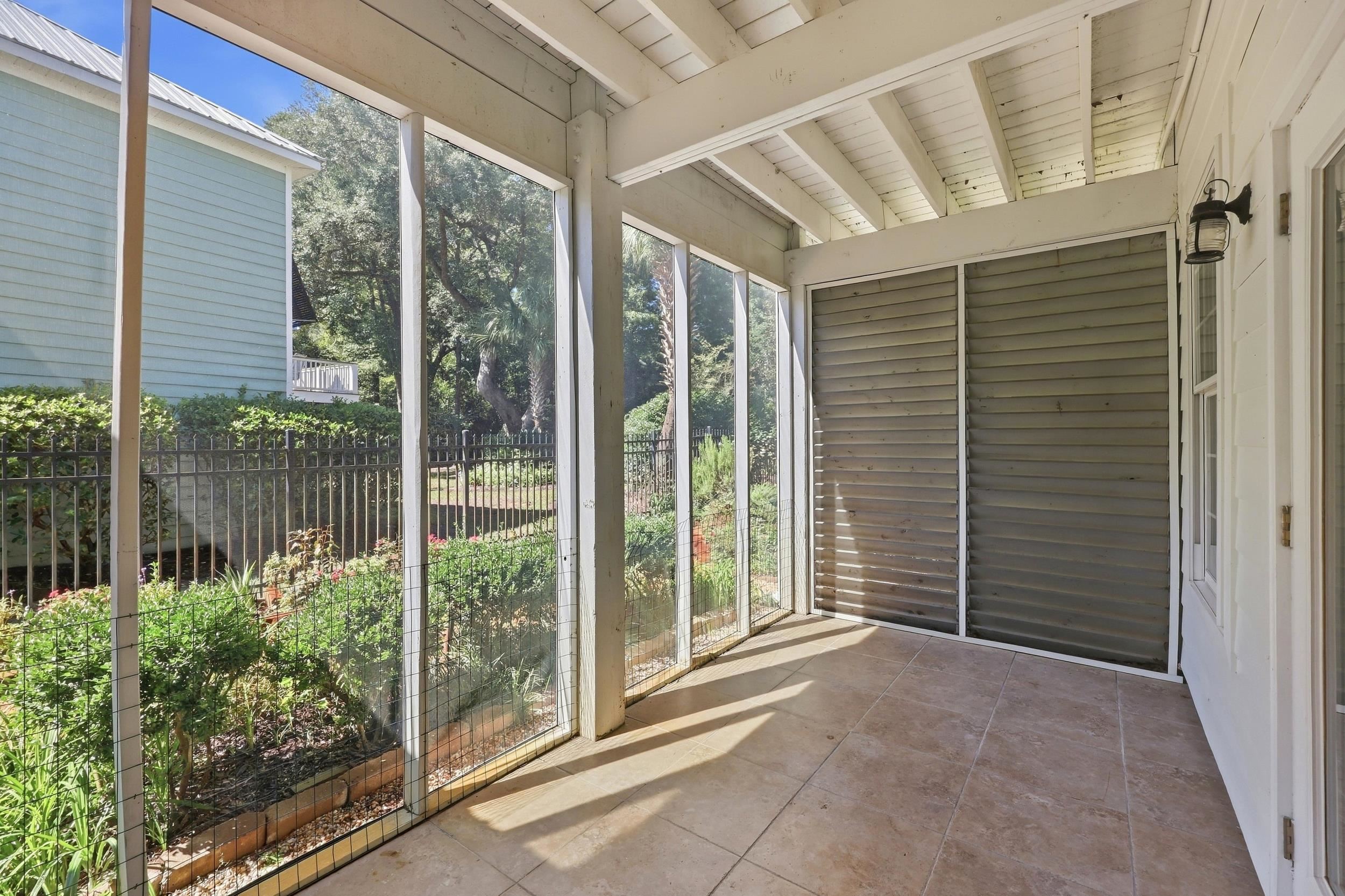 7 Gillette Pl.