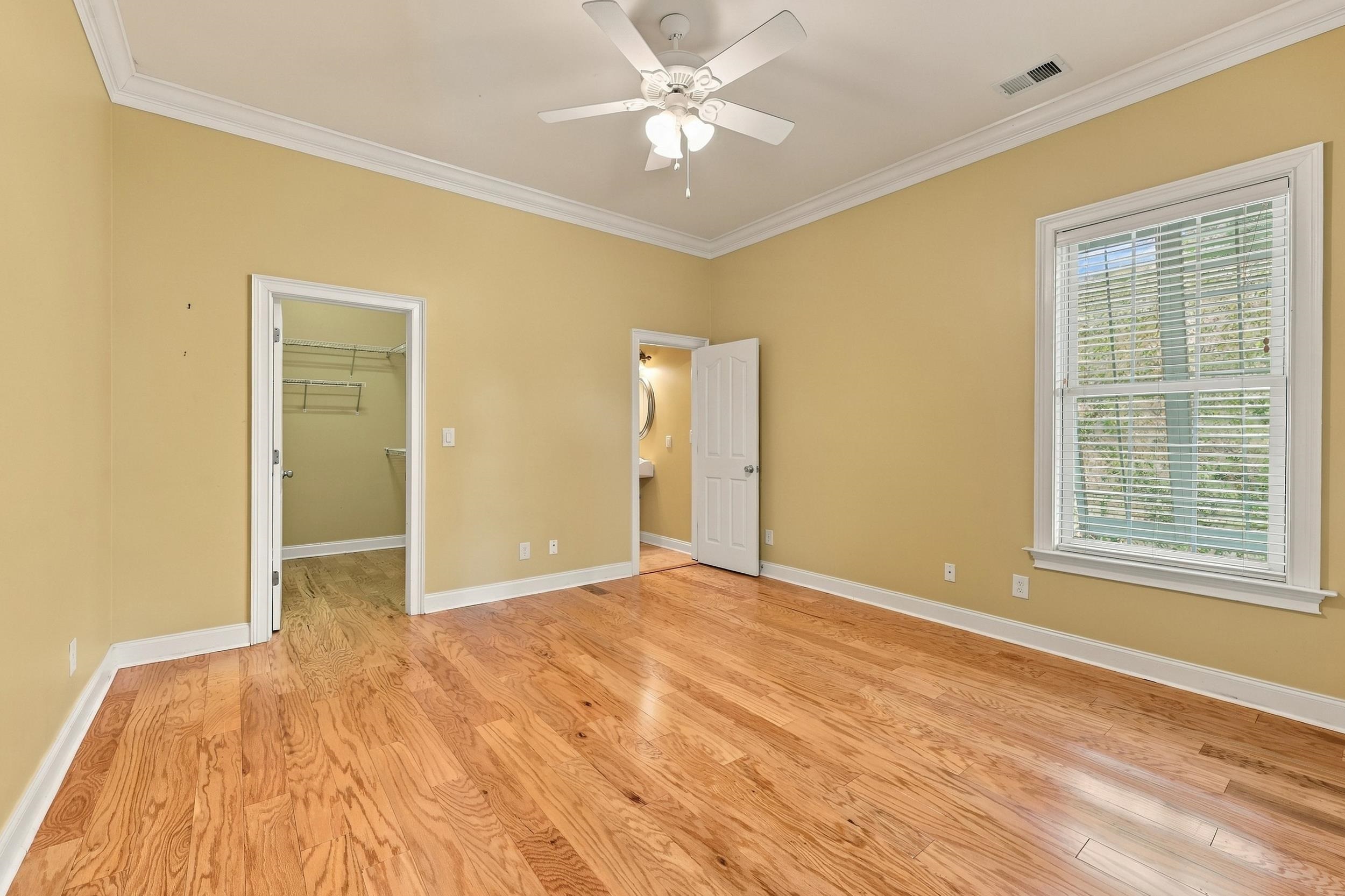 7 Gillette Pl.